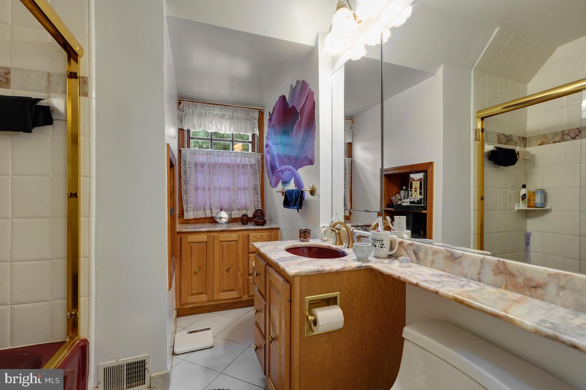 7308 CEDAR AVENUE