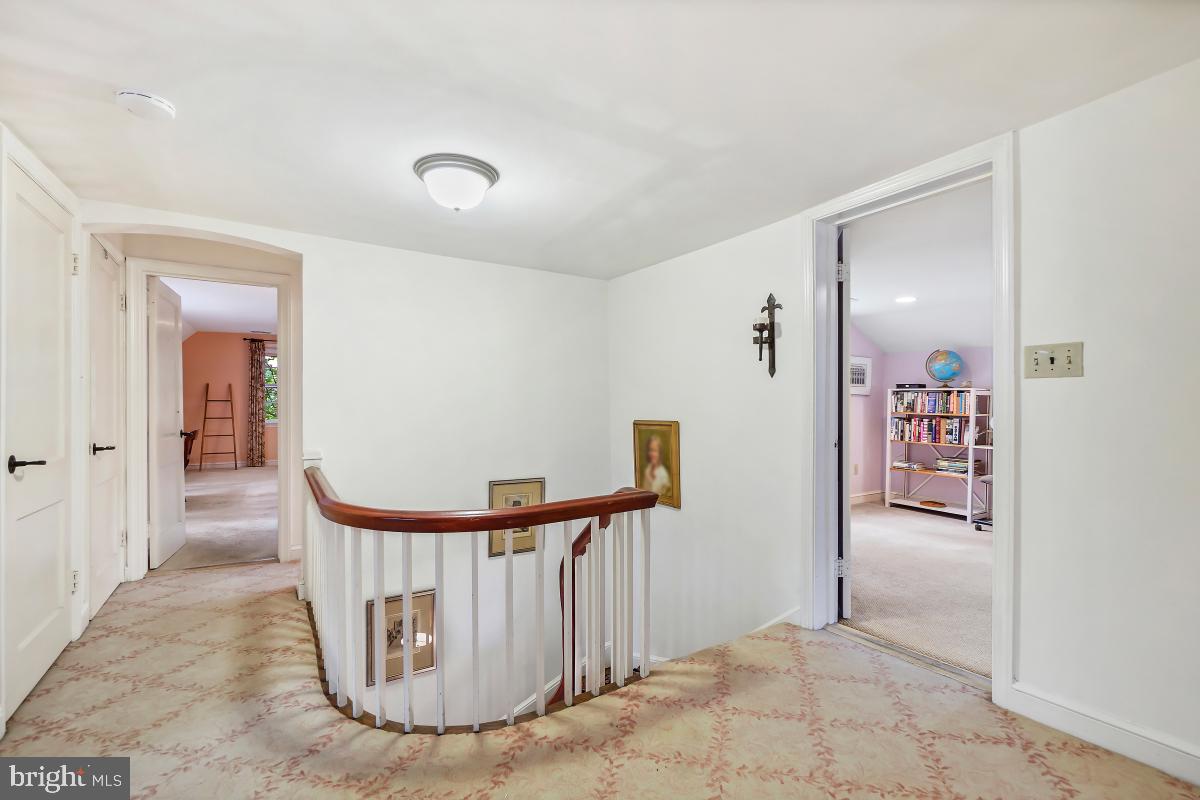 2801 BARKER STREET