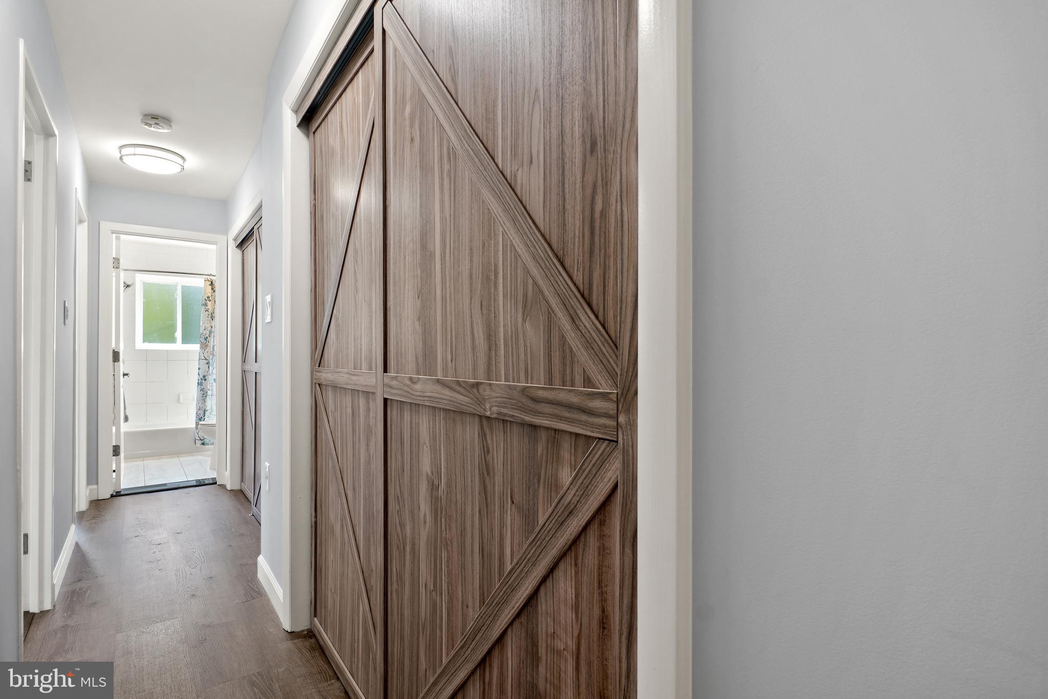 7718 MAPLE AVENUE Unit: 3