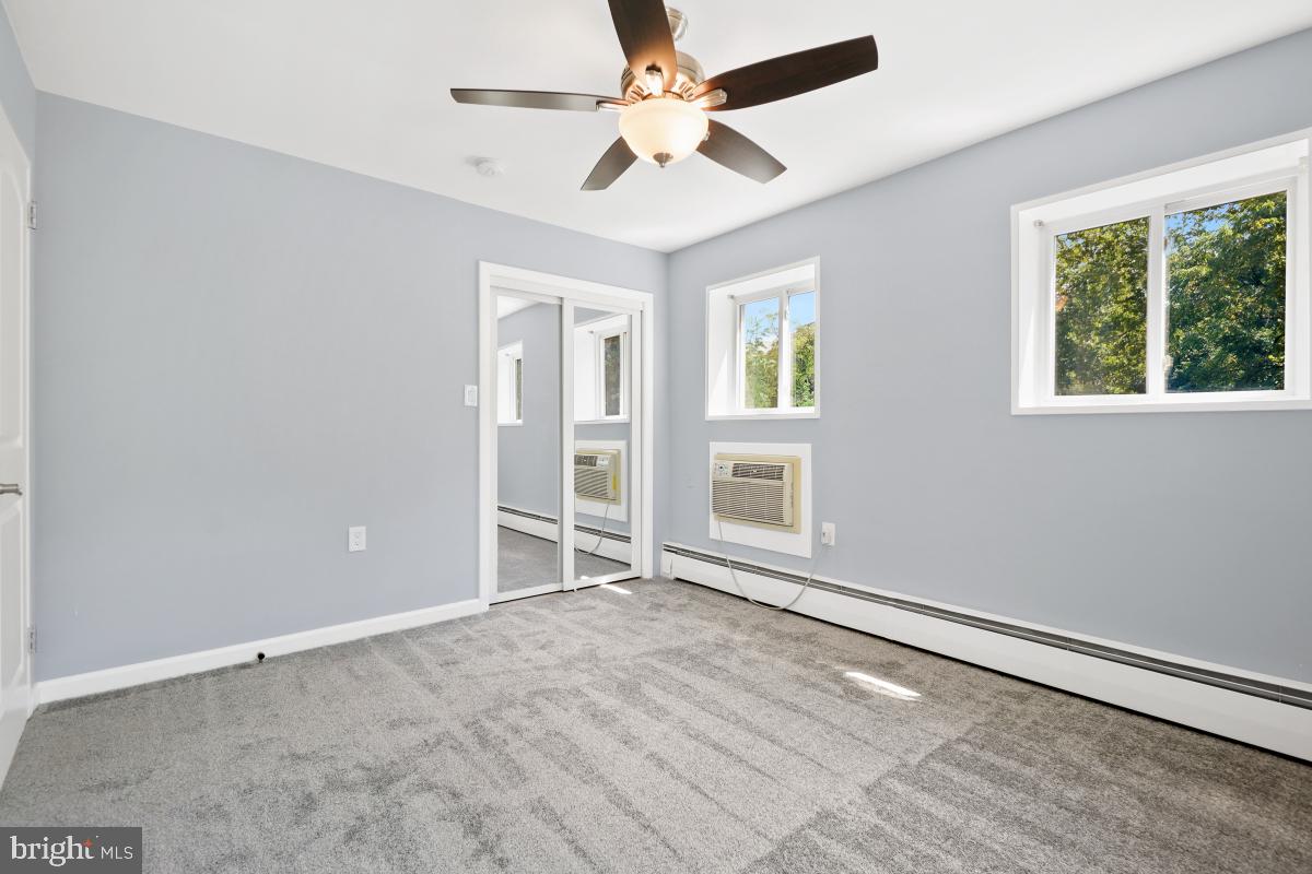 7718 MAPLE AVENUE Unit: 3