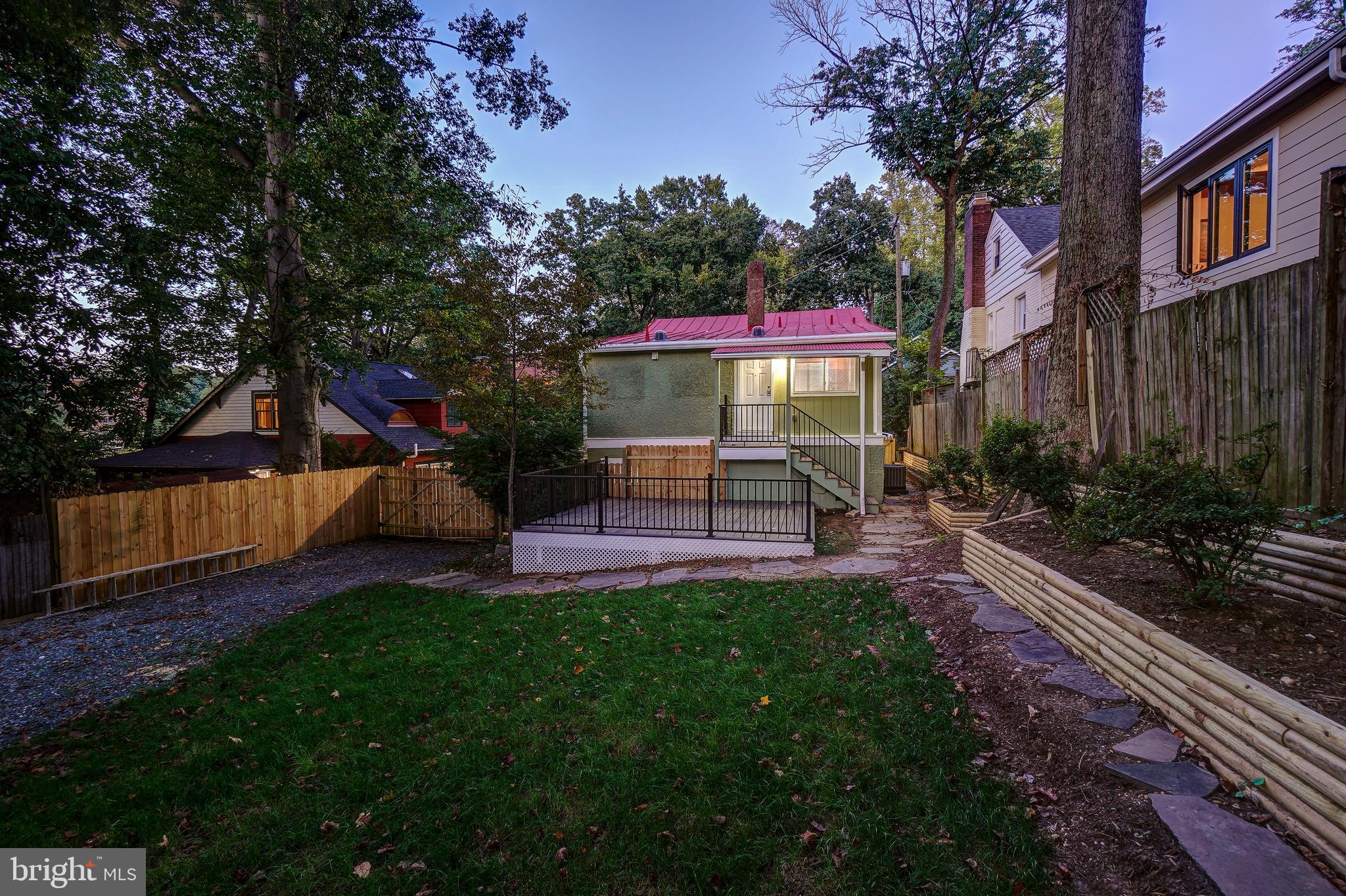 120 Sherman AVENUE