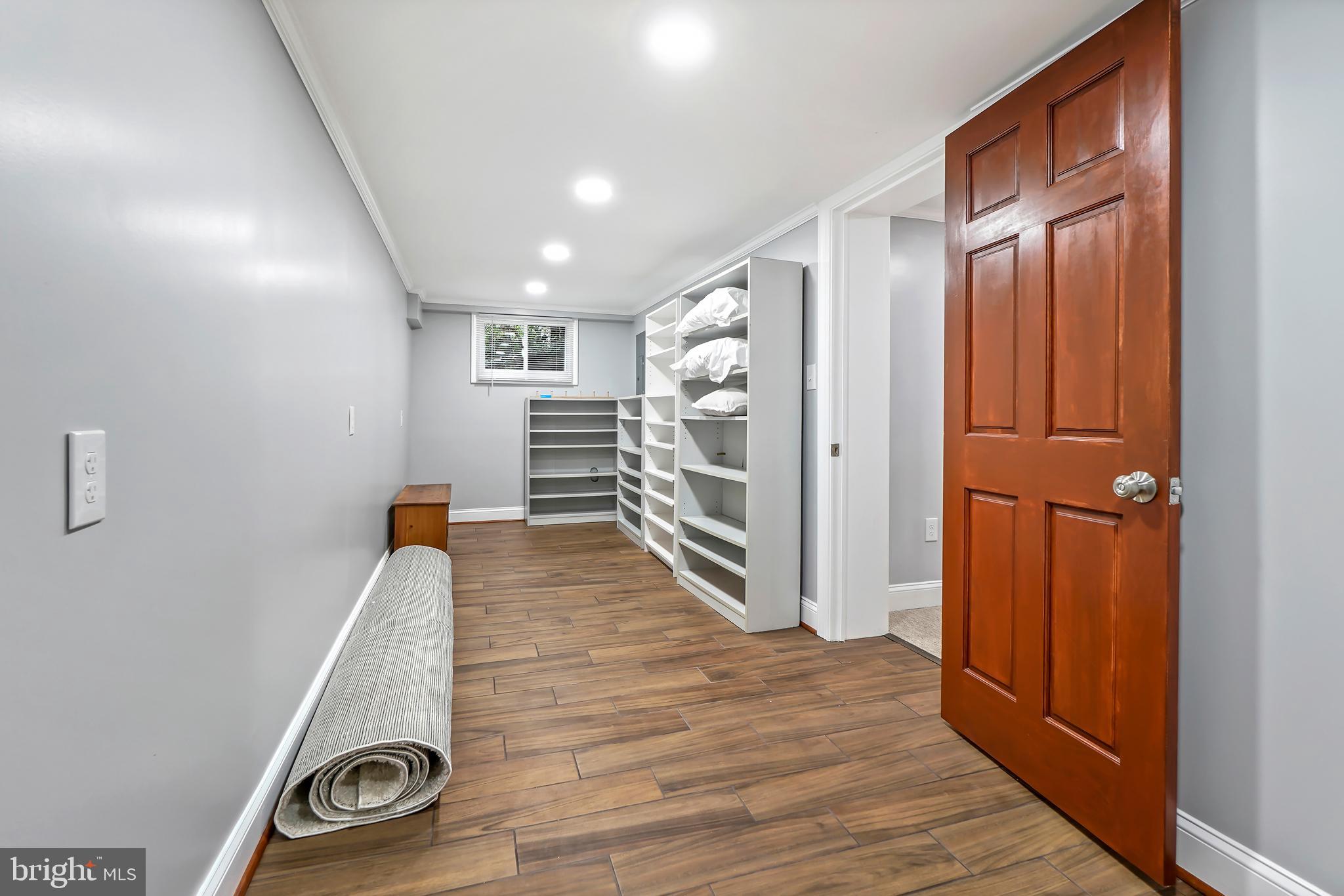 120 Sherman AVENUE