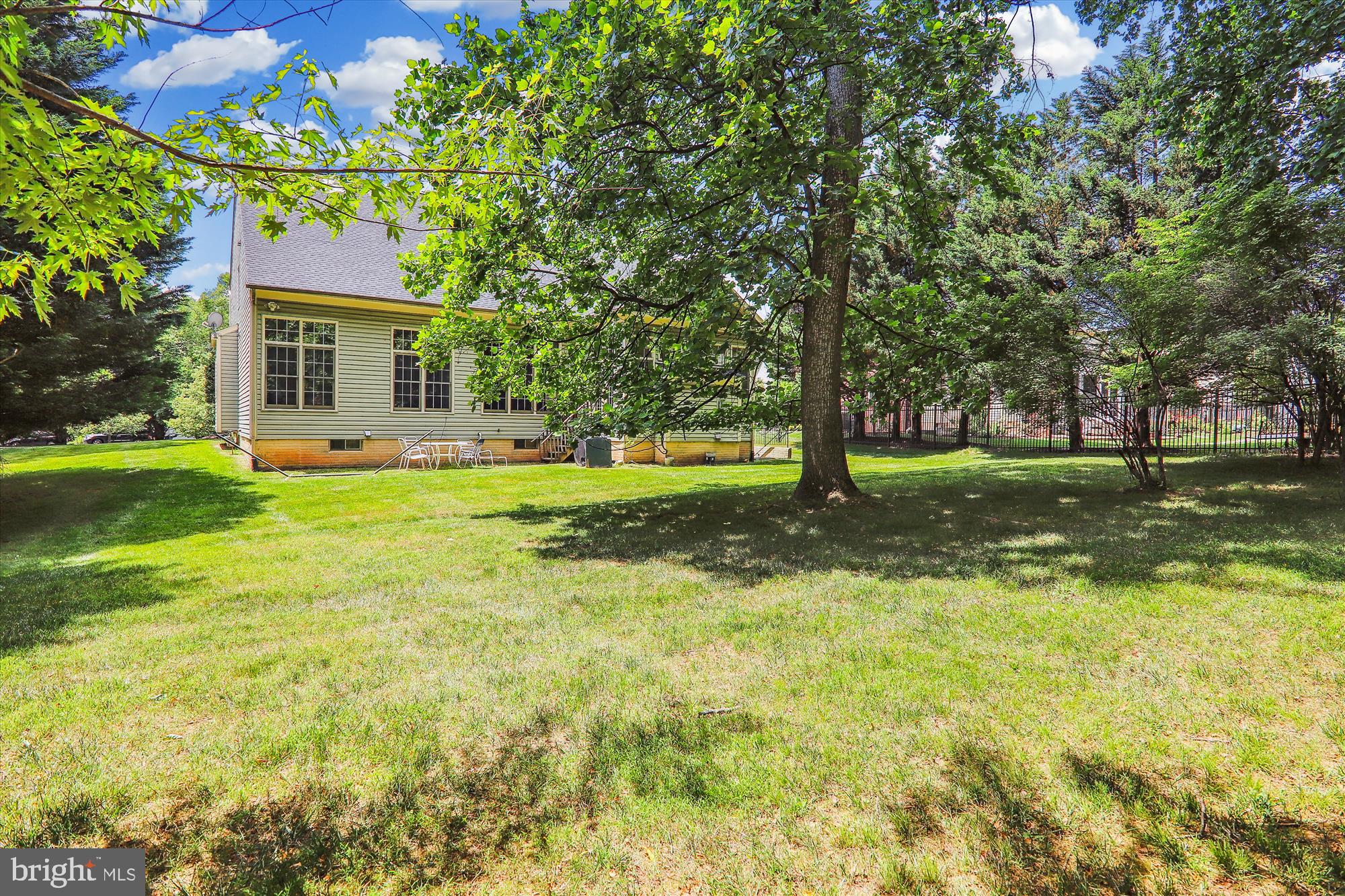 15609 THISTLEBRIDGE DRIVE