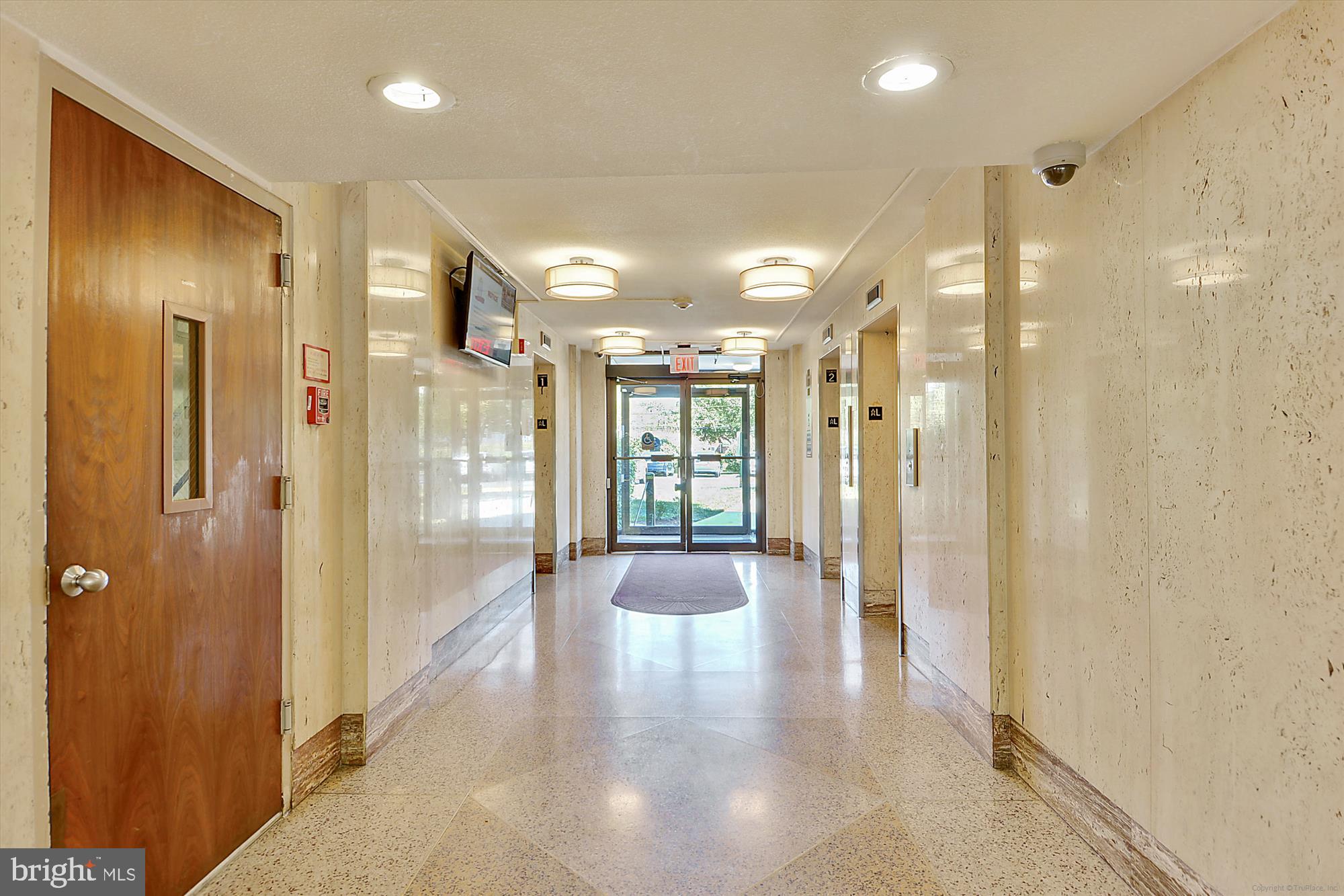 1121 University Blvd W #401-B