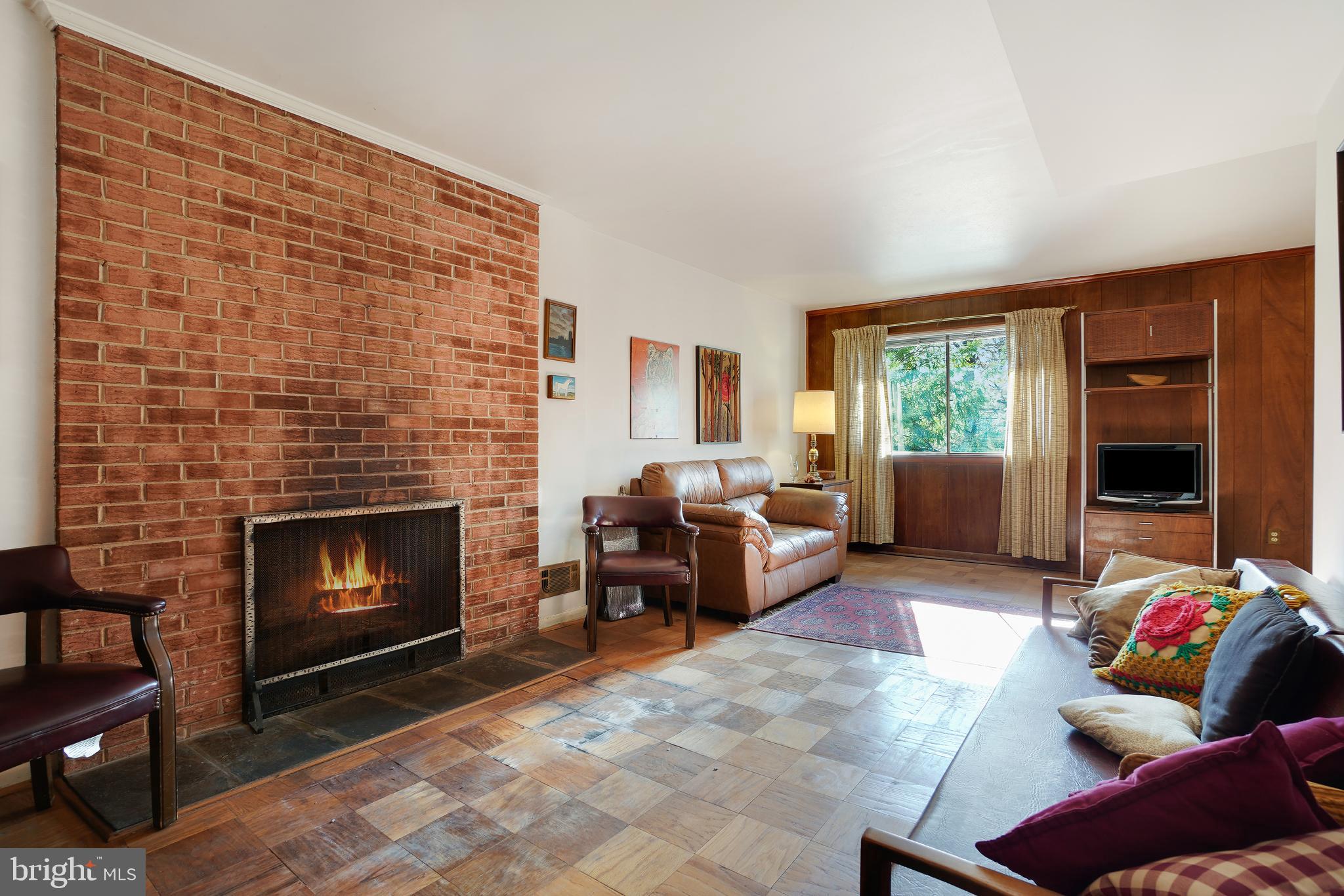 307 Philadelphia AVENUE