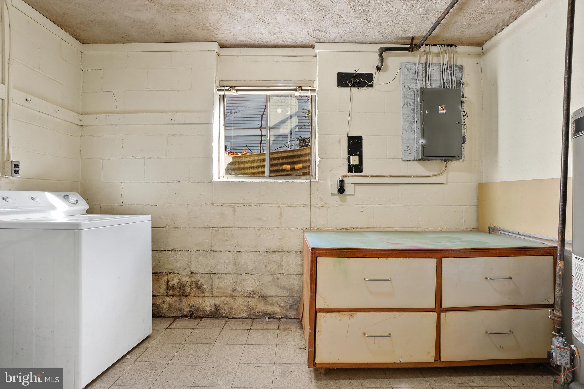 307 Philadelphia AVENUE