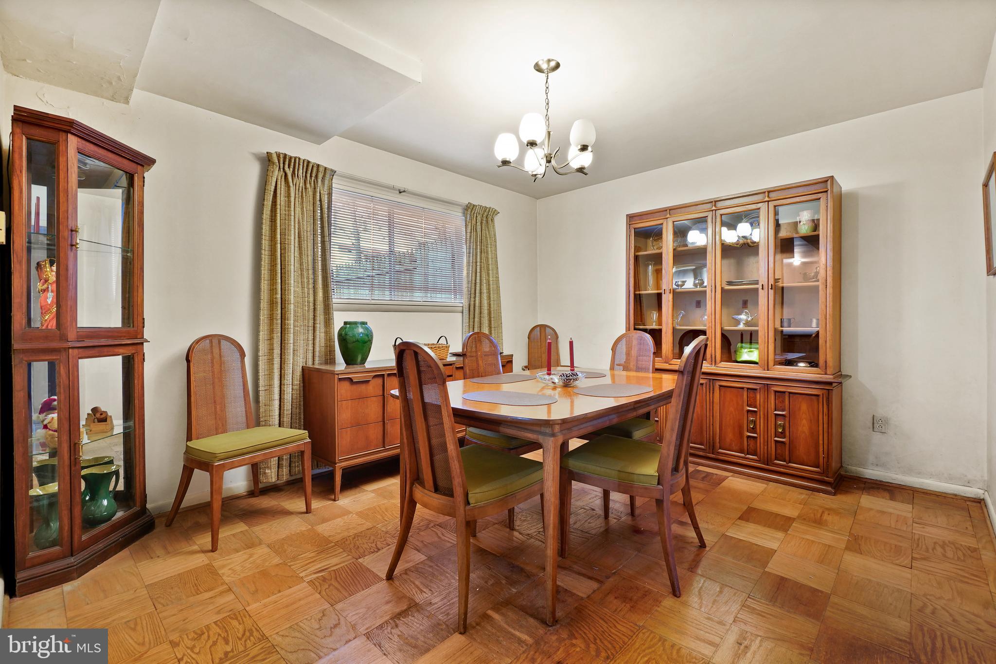 307 Philadelphia AVENUE