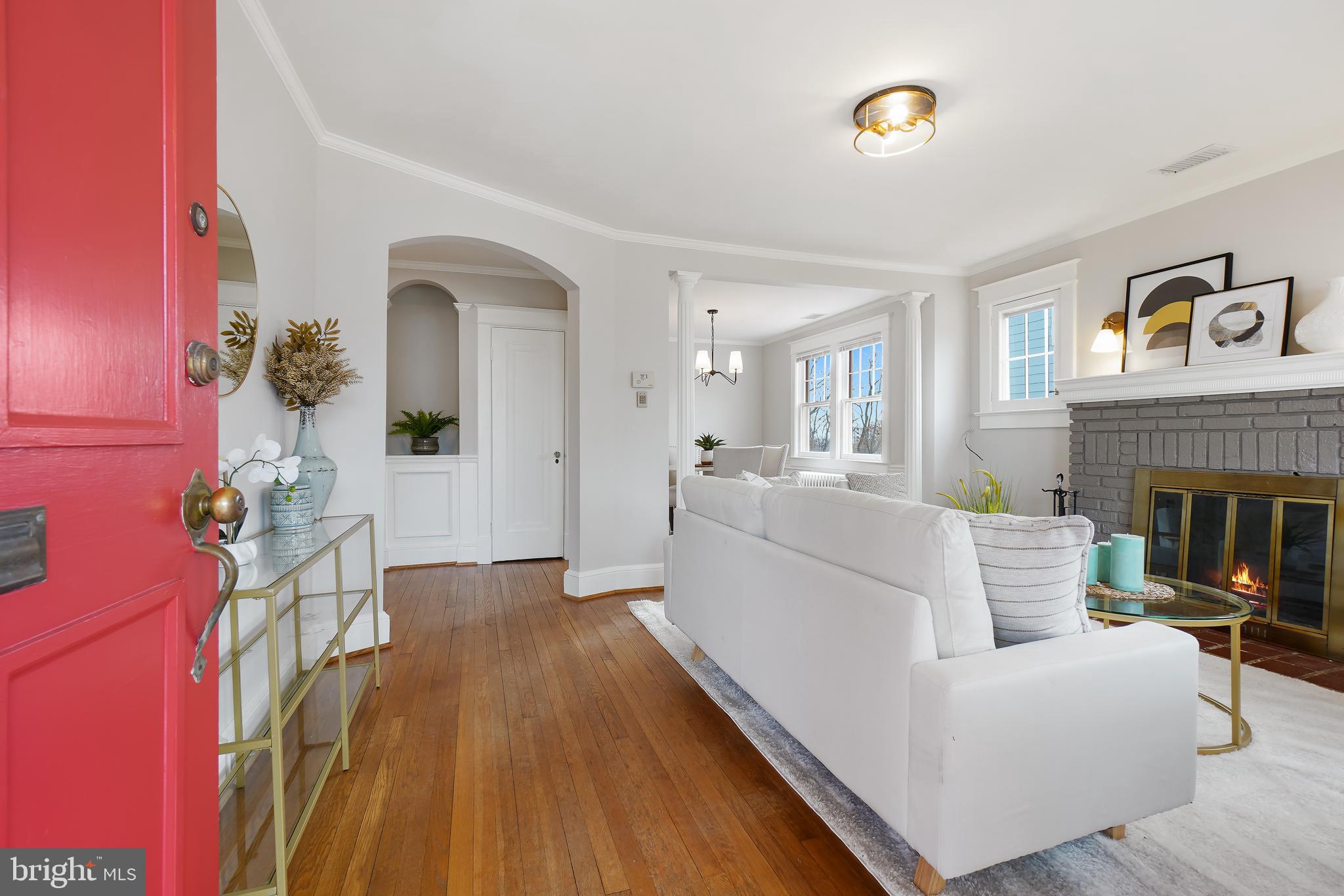 623 Elm Ave