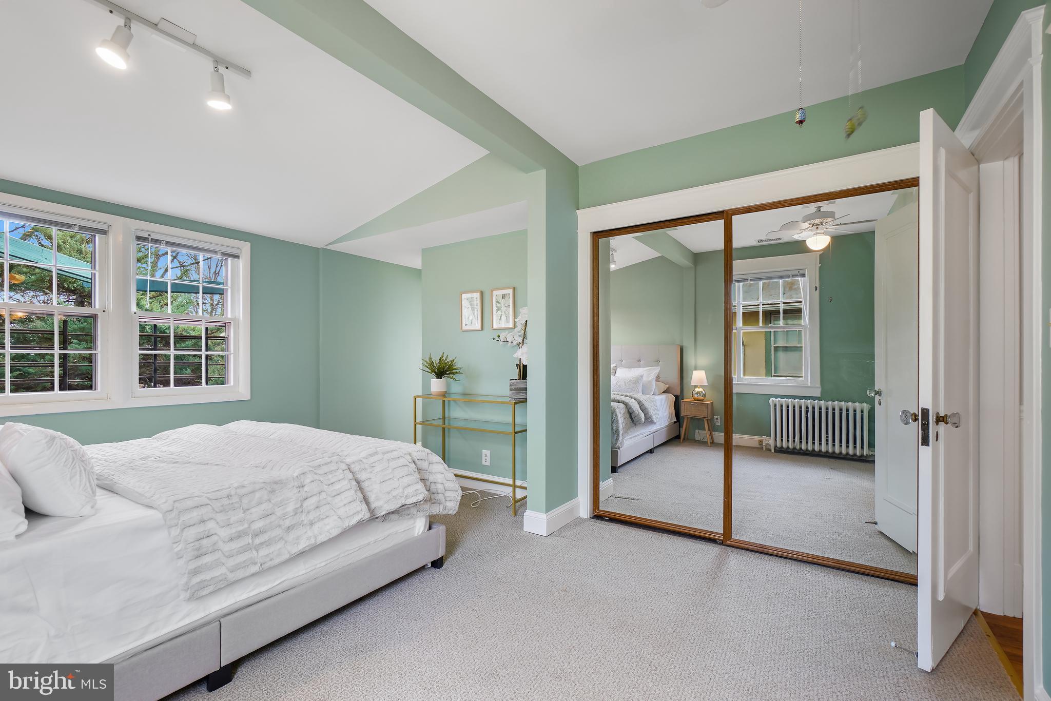 623 Elm Ave