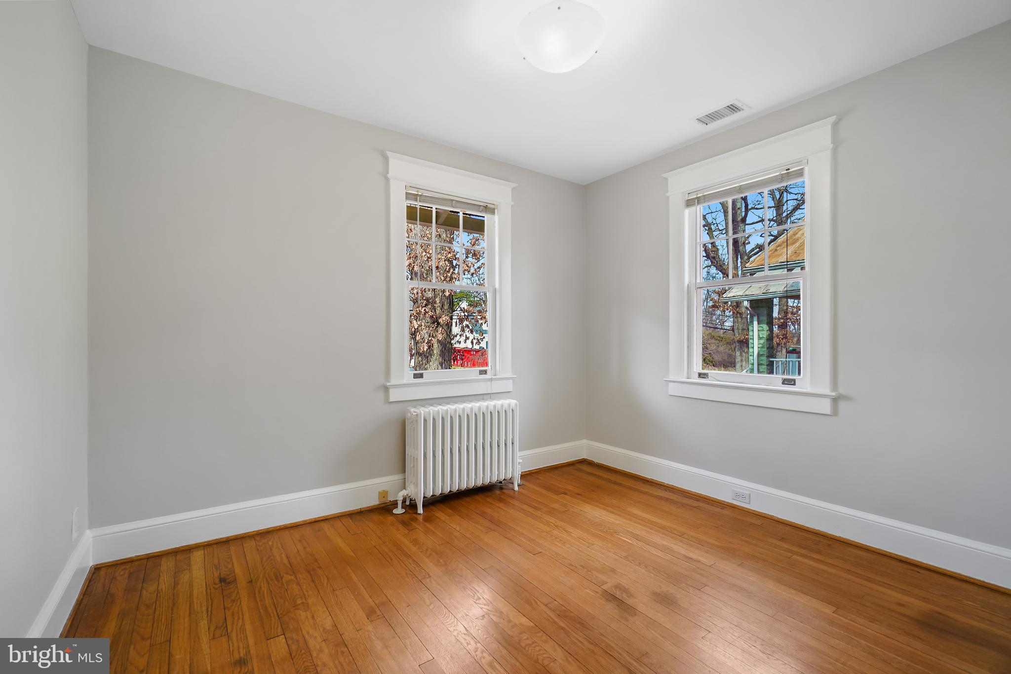 623 Elm Ave