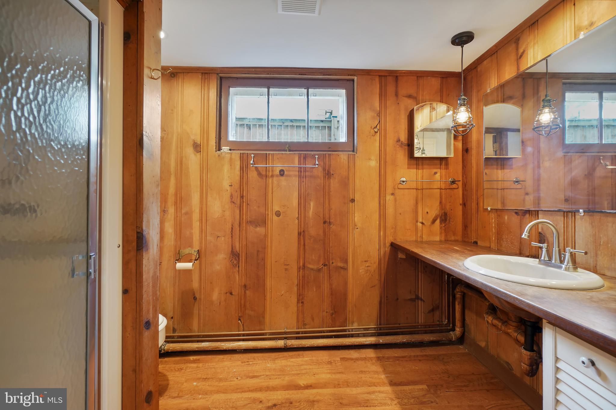 623 Elm Ave