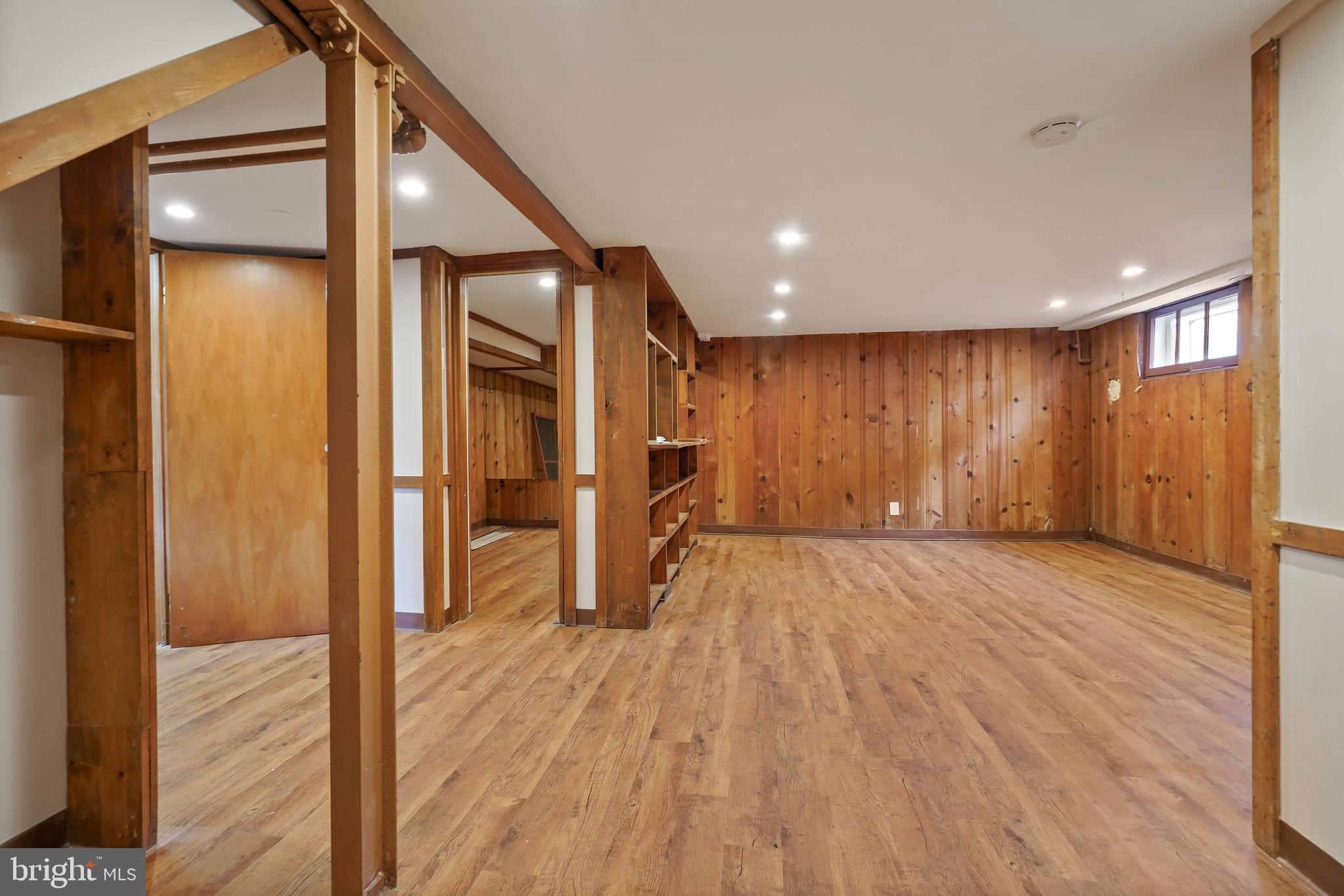 623 Elm Ave