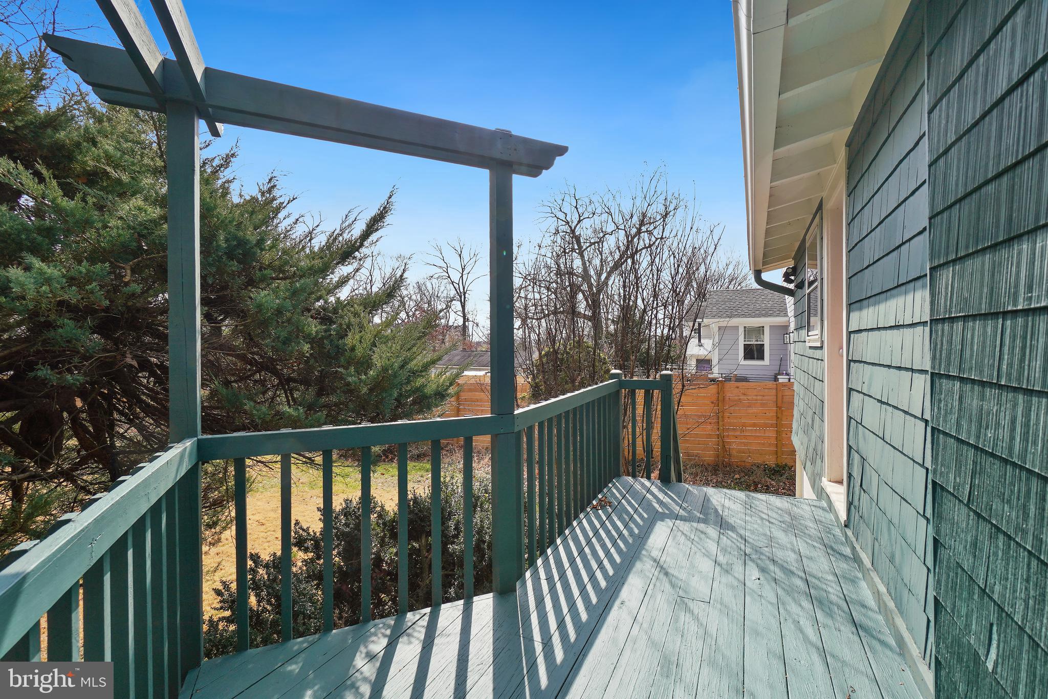 623 Elm Ave