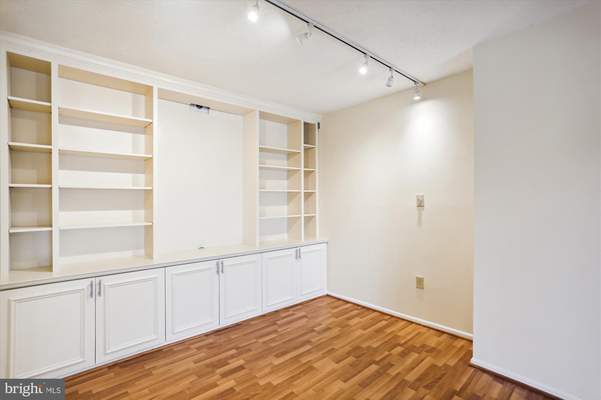 3330 N Leisure World Blvd #5-326
