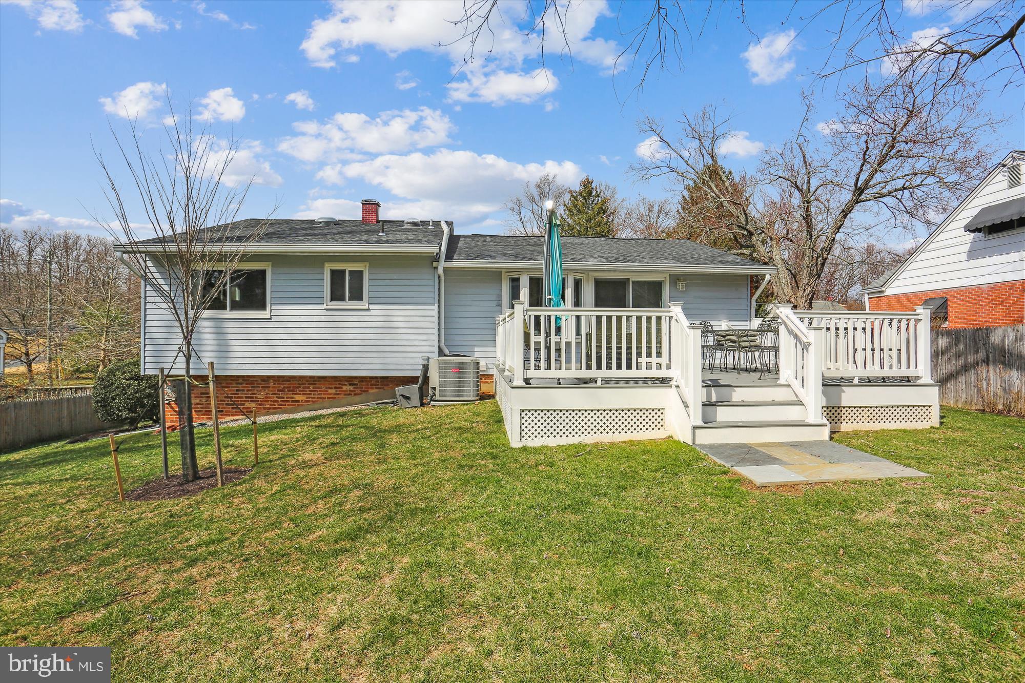 610 Lamberton Dr