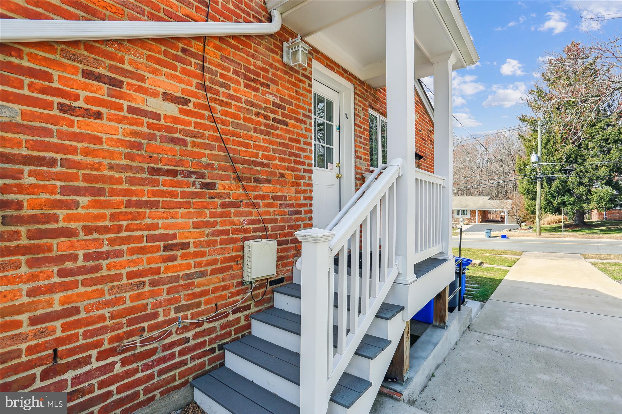 610 Lamberton Dr