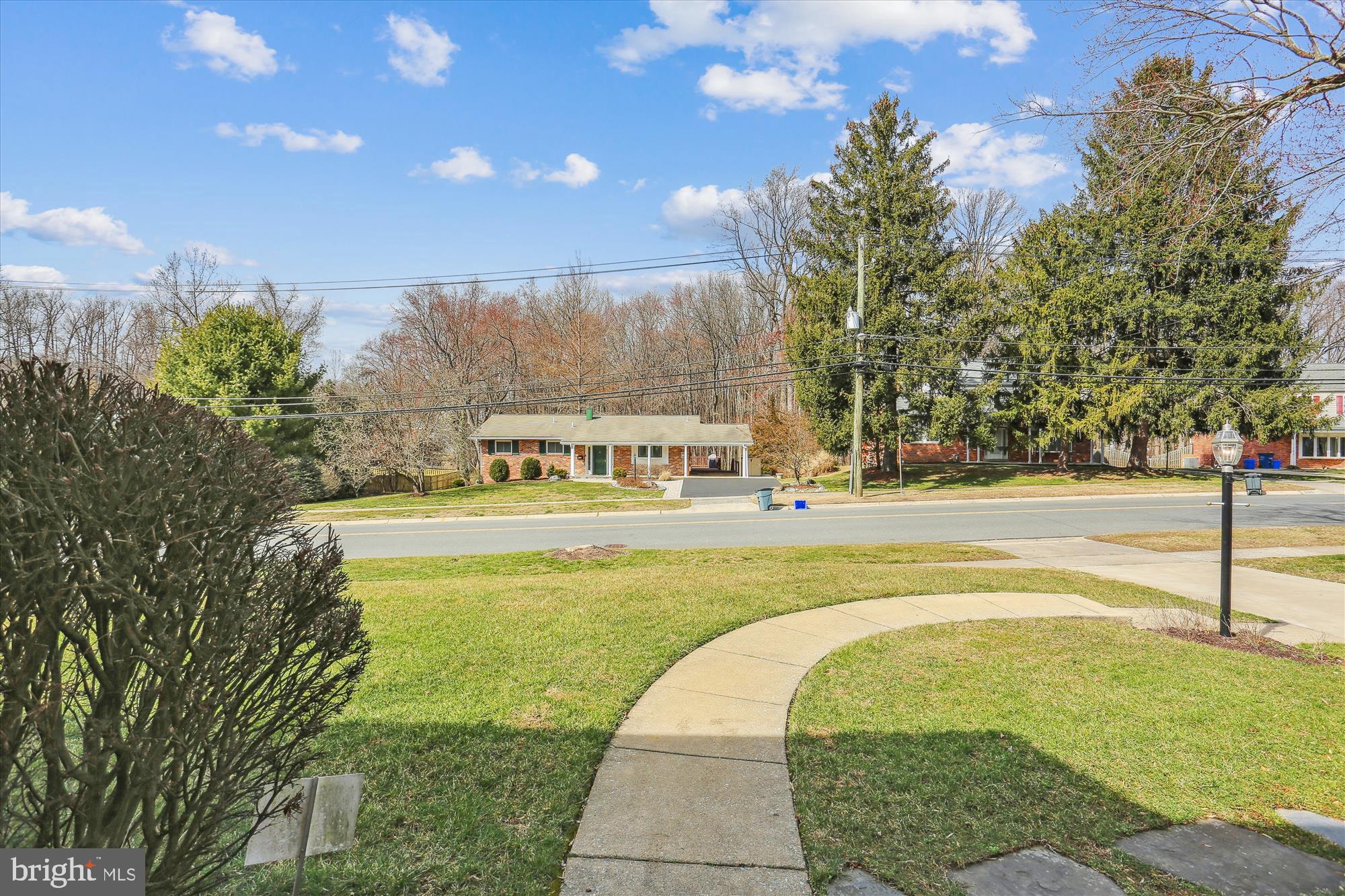 610 Lamberton Dr