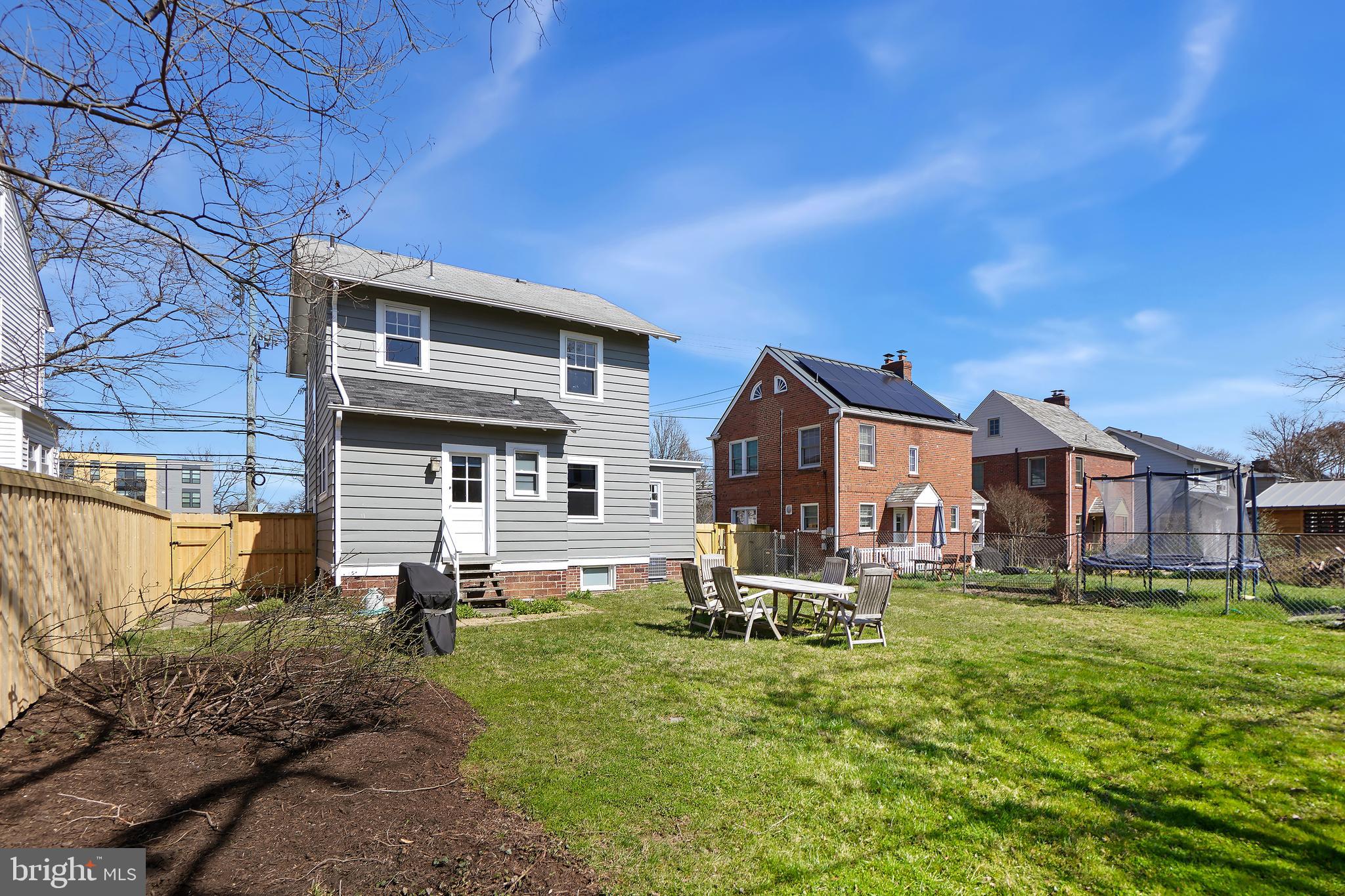 834 Sligo Ave