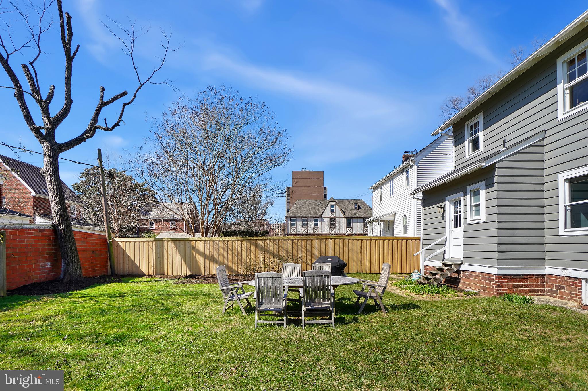 834 Sligo Ave