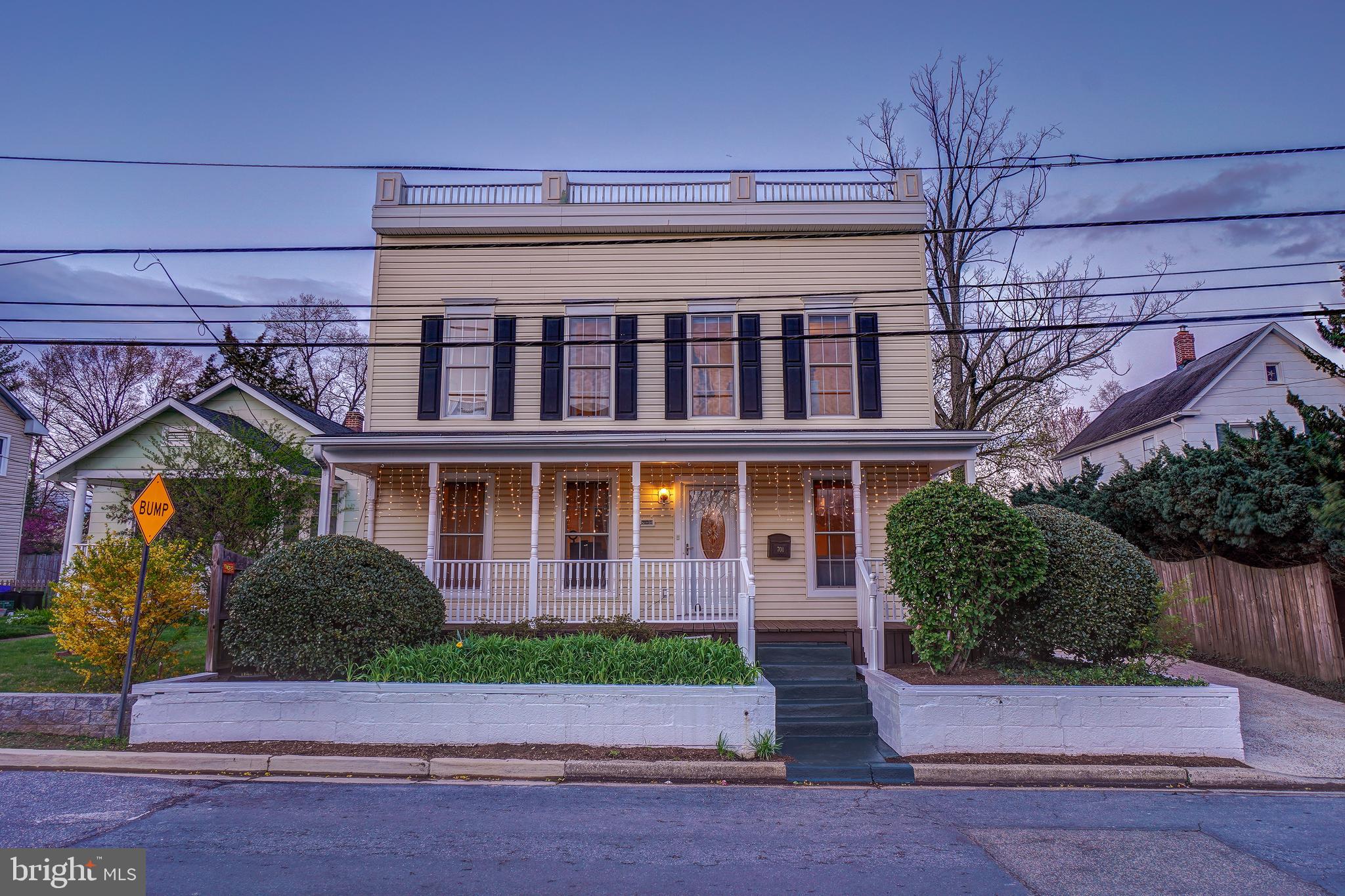 701 Ritchie Ave