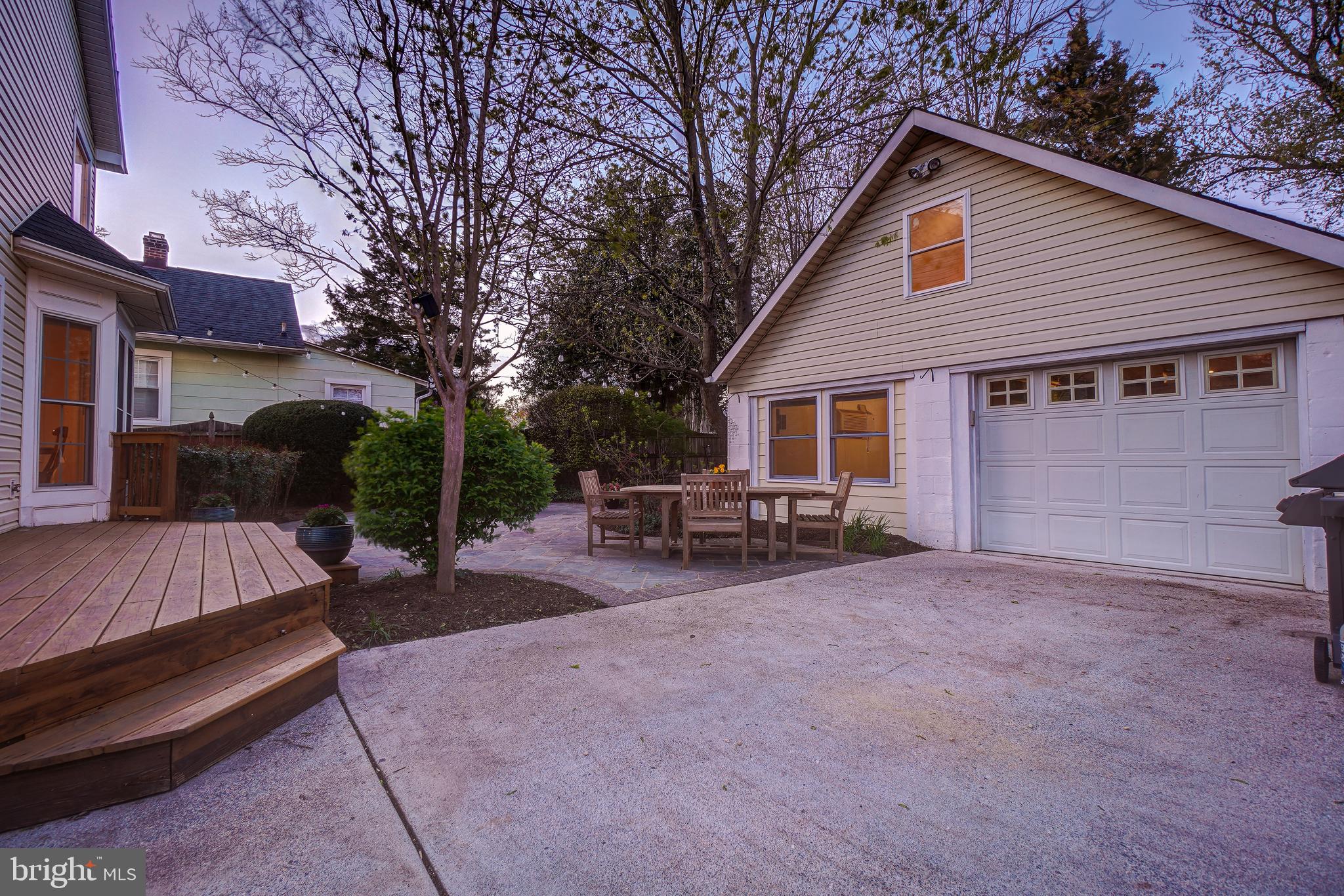701 Ritchie Ave