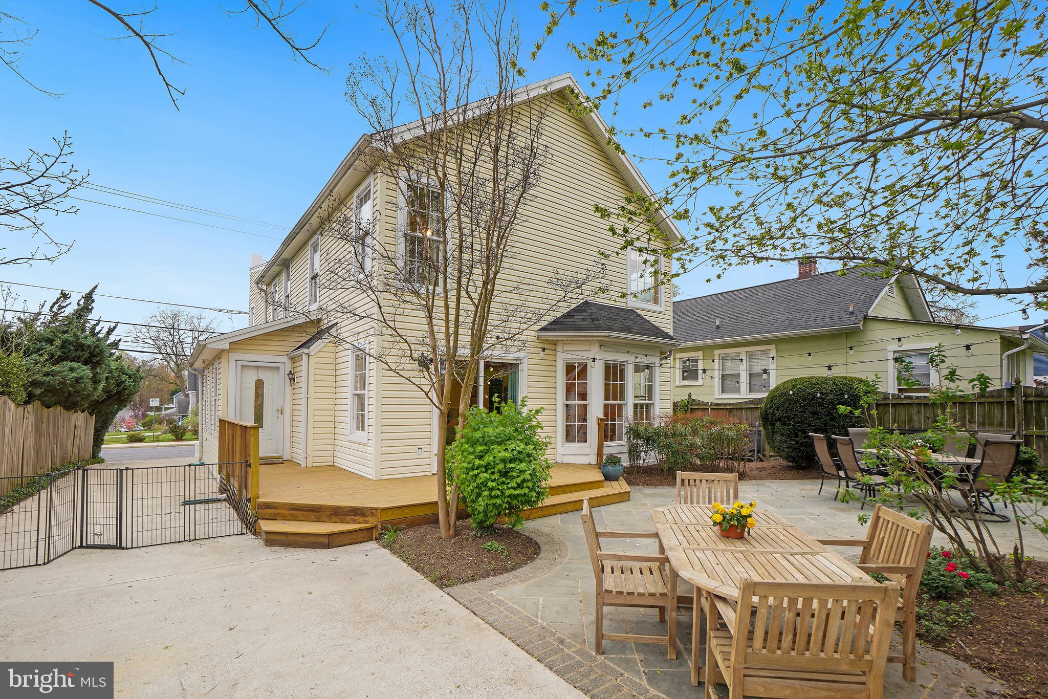 701 Ritchie Ave