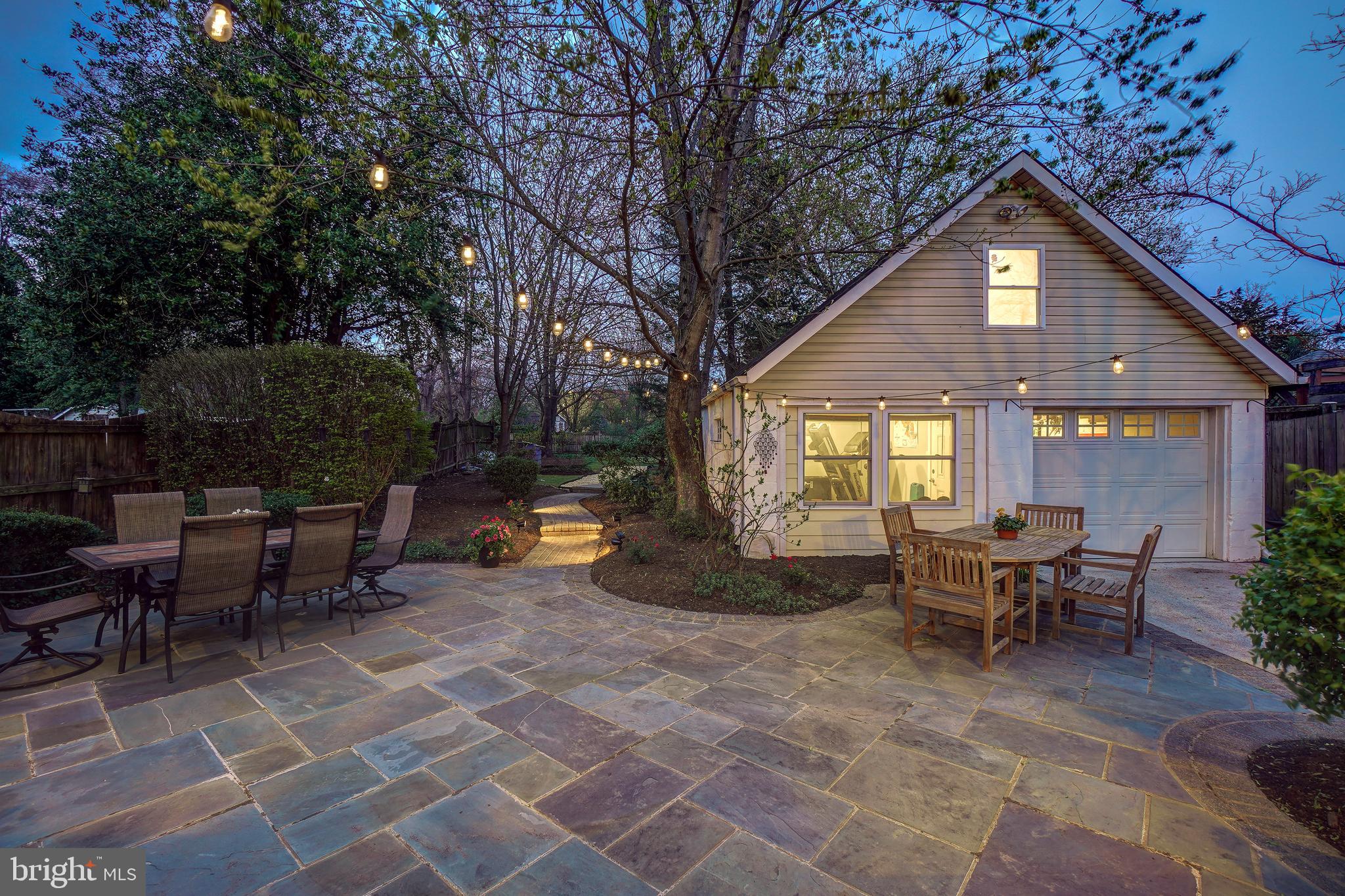 701 Ritchie Ave