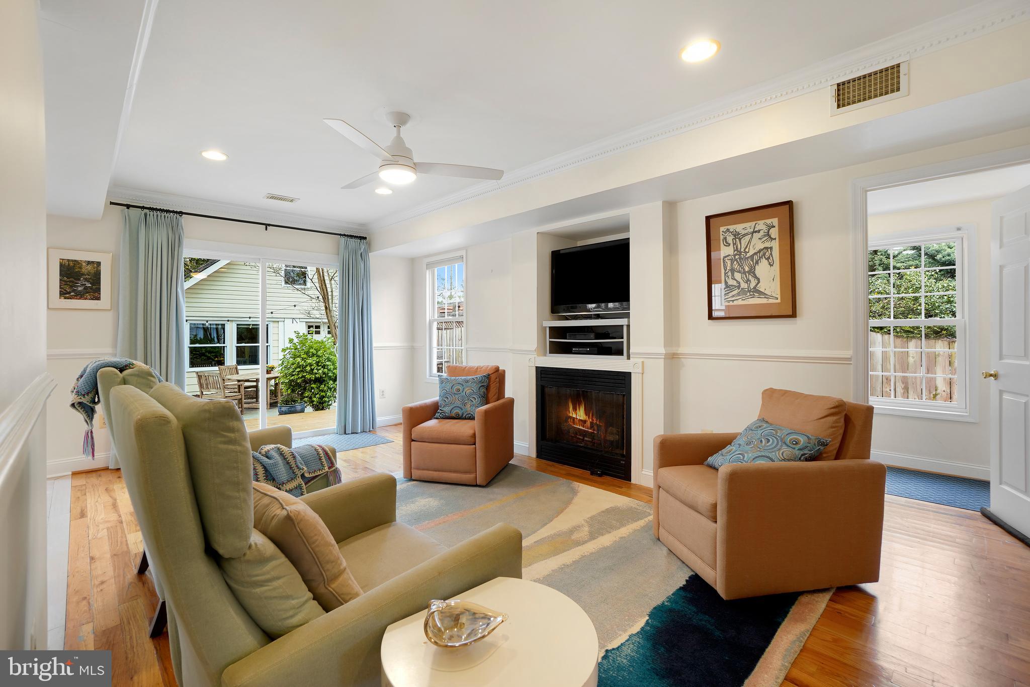 701 Ritchie Ave
