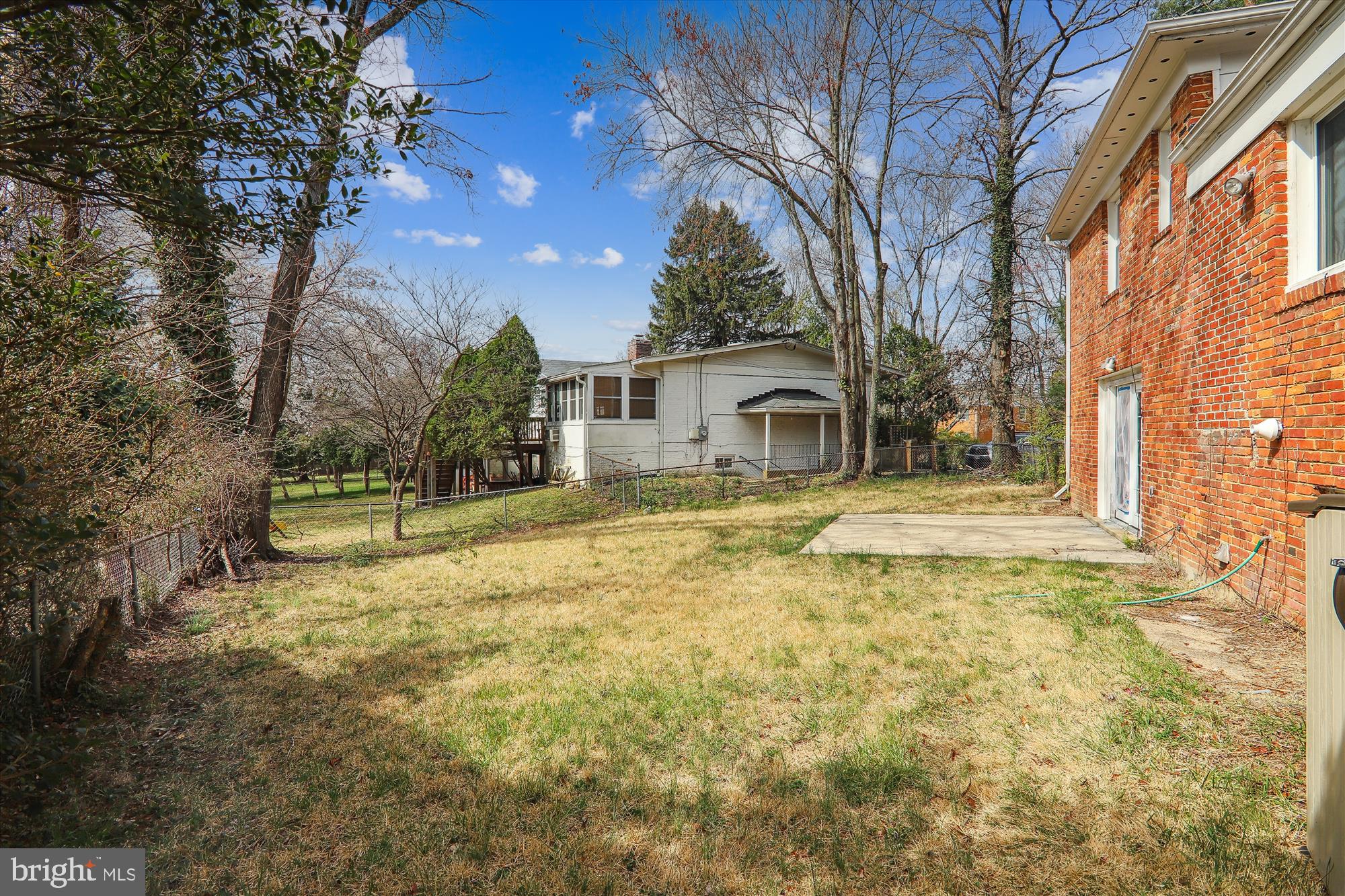 10810 Meadowhill Rd