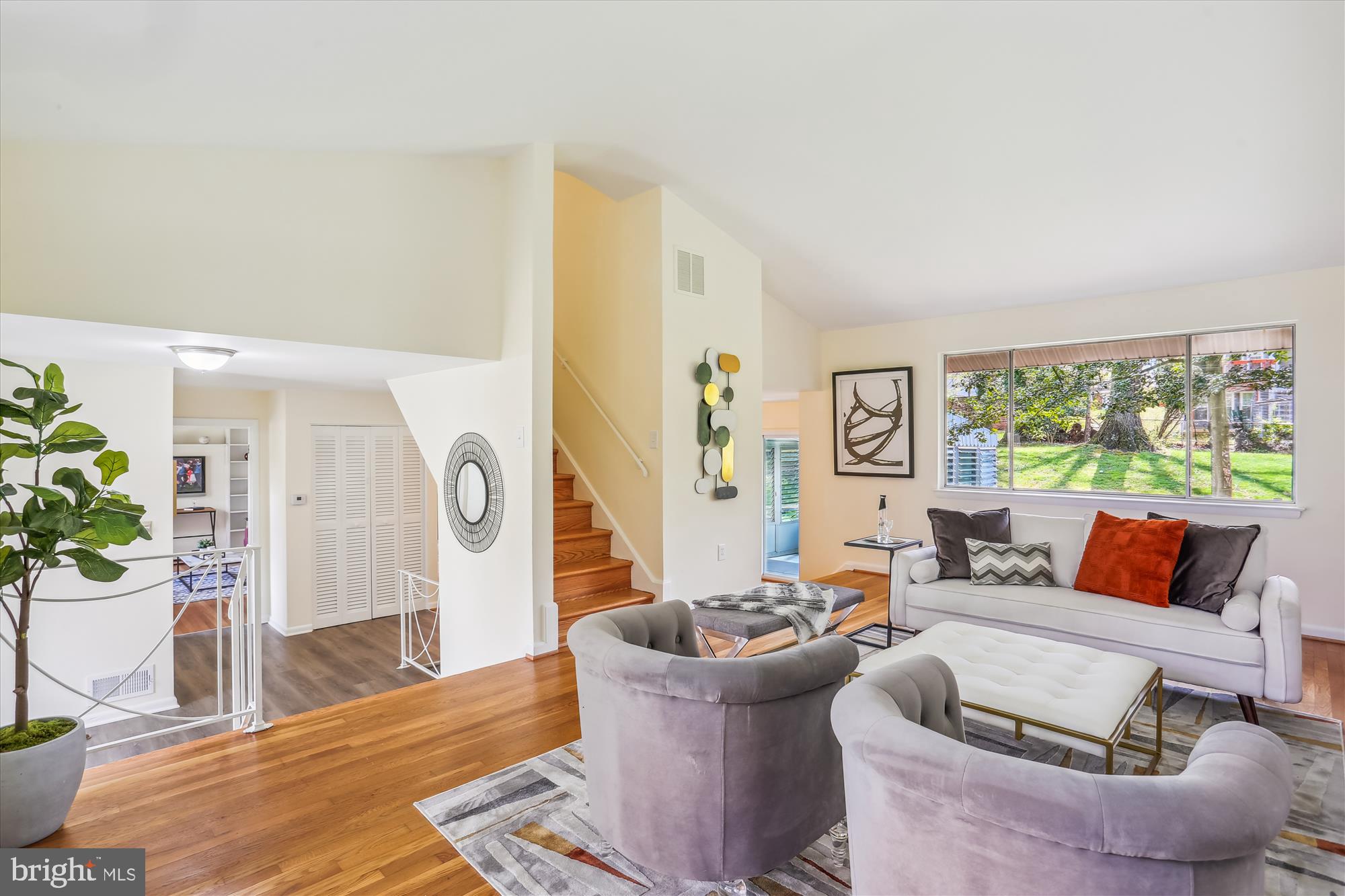 606 Lamberton Dr