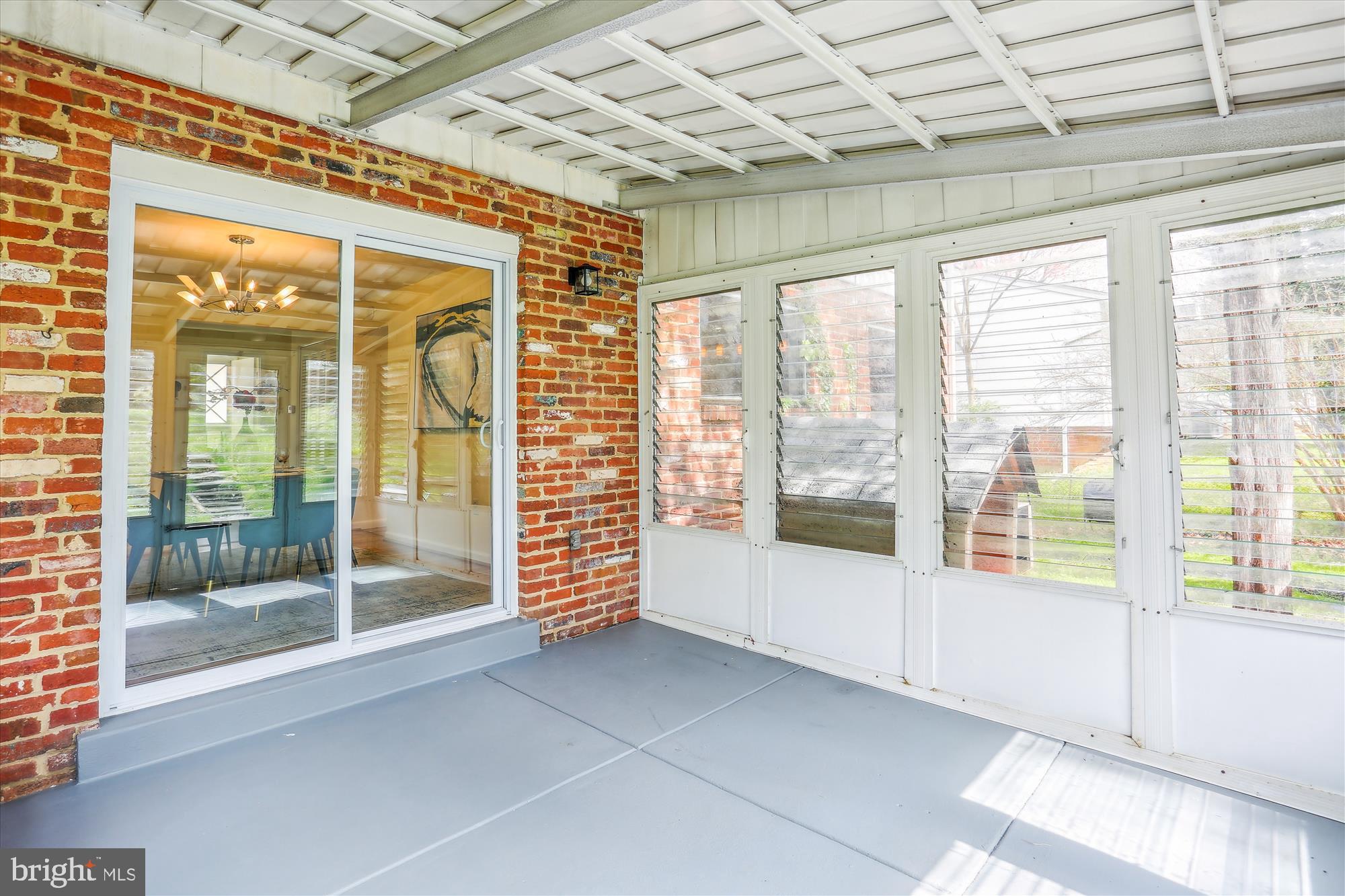 606 Lamberton Dr