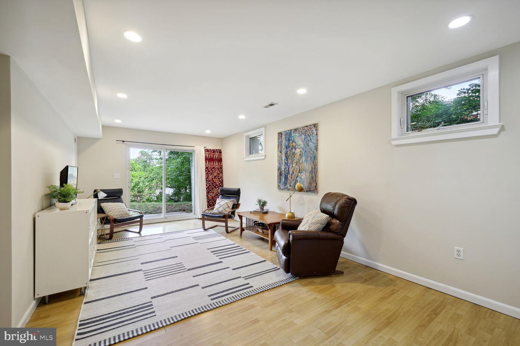 422 Ethan Allen Ave