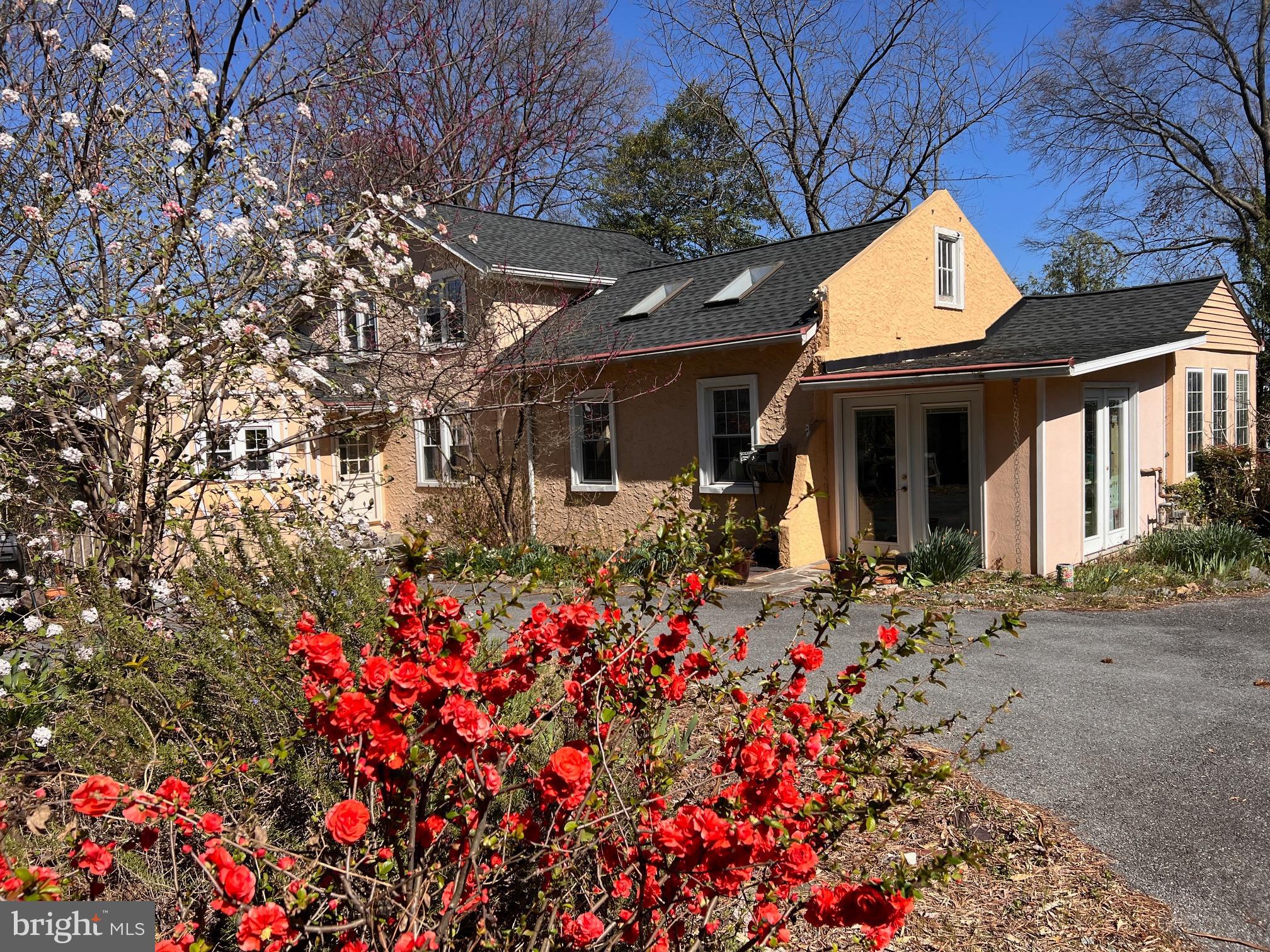 422 Ethan Allen Ave