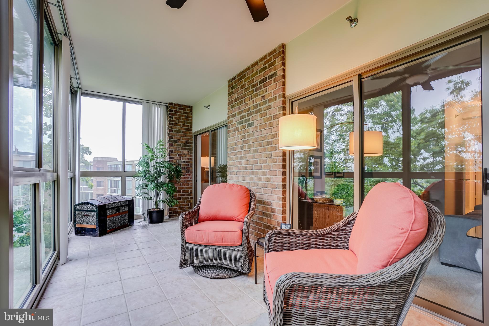 3005 S Leisure World Blvd #817