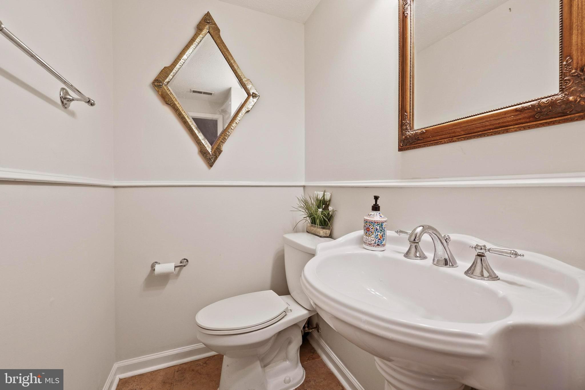 13235 Whitechurch Cir