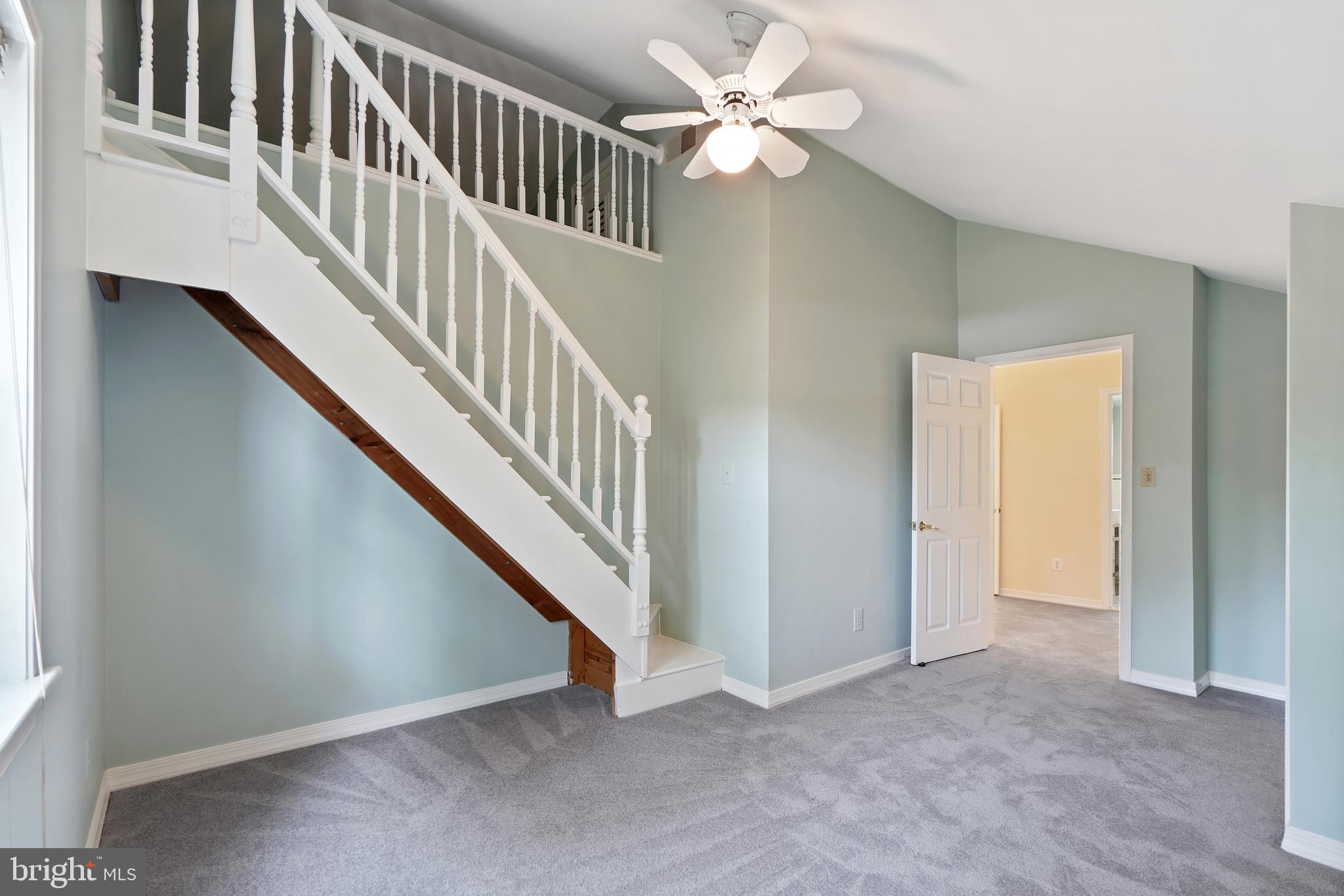 2215 Salisbury Rd