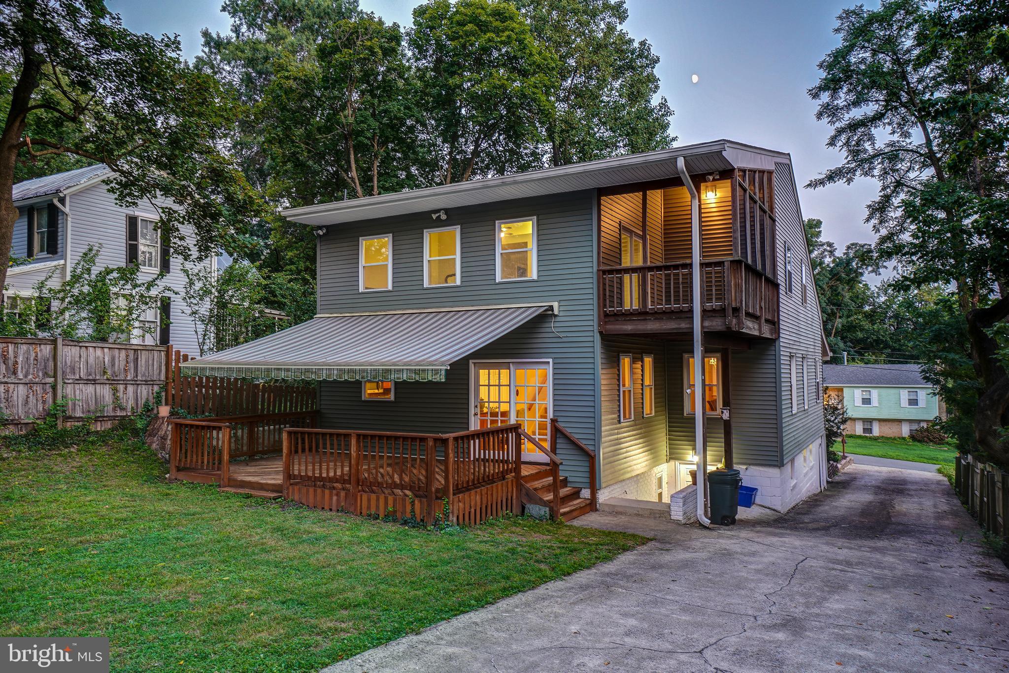 2215 Salisbury Rd