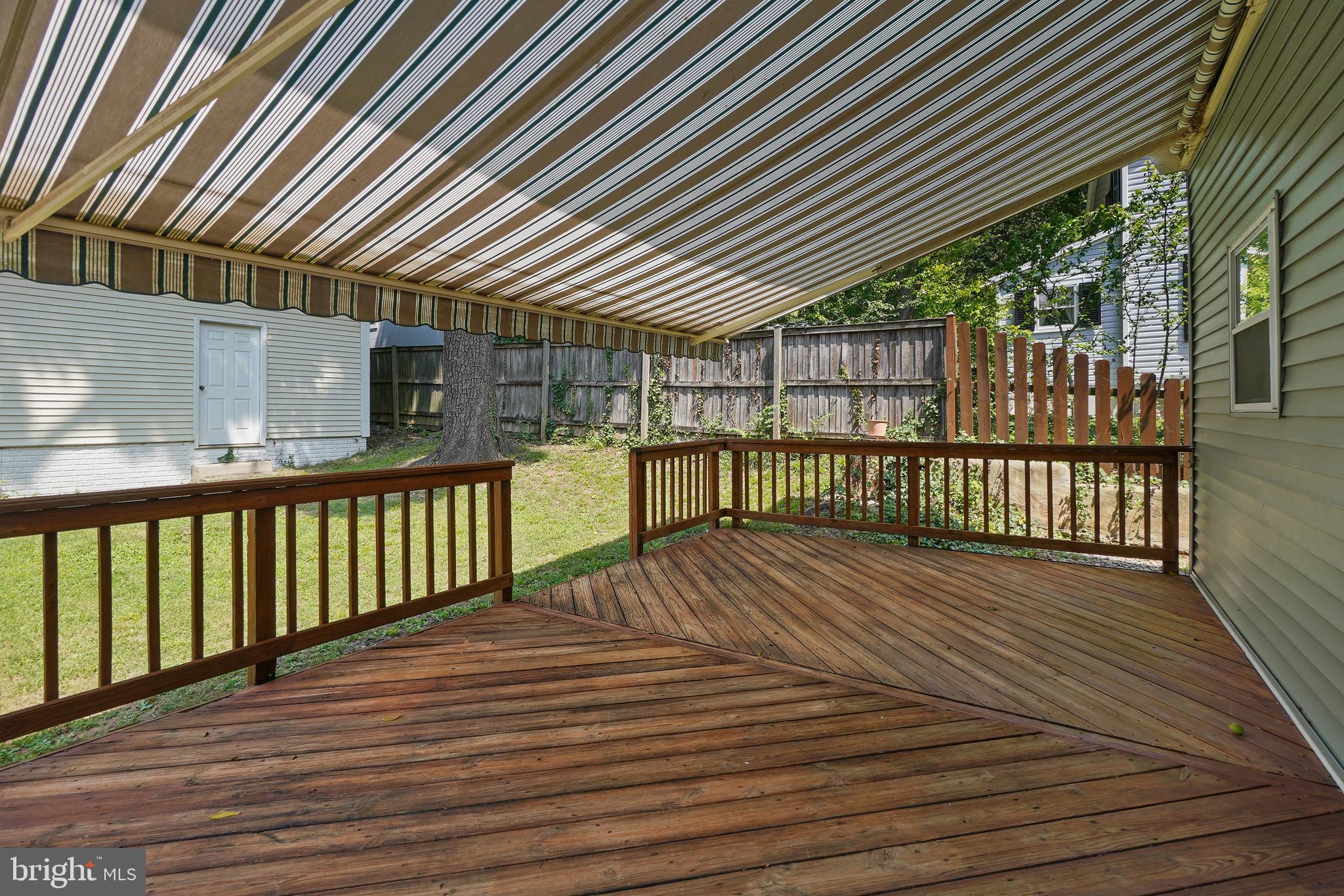 2215 Salisbury Rd