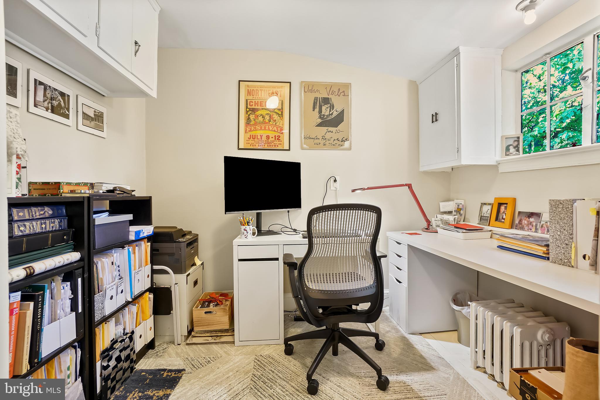 6 Midhurst Rd