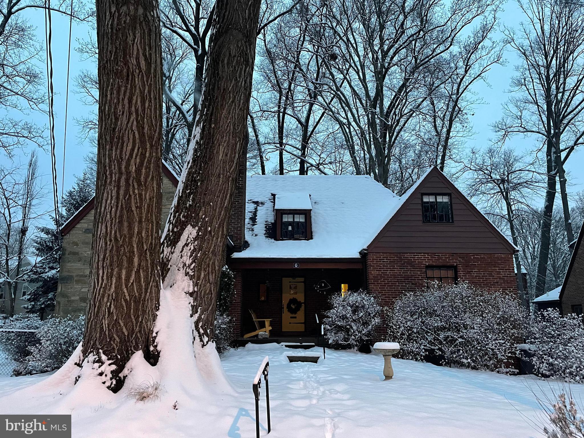6 Midhurst Rd
