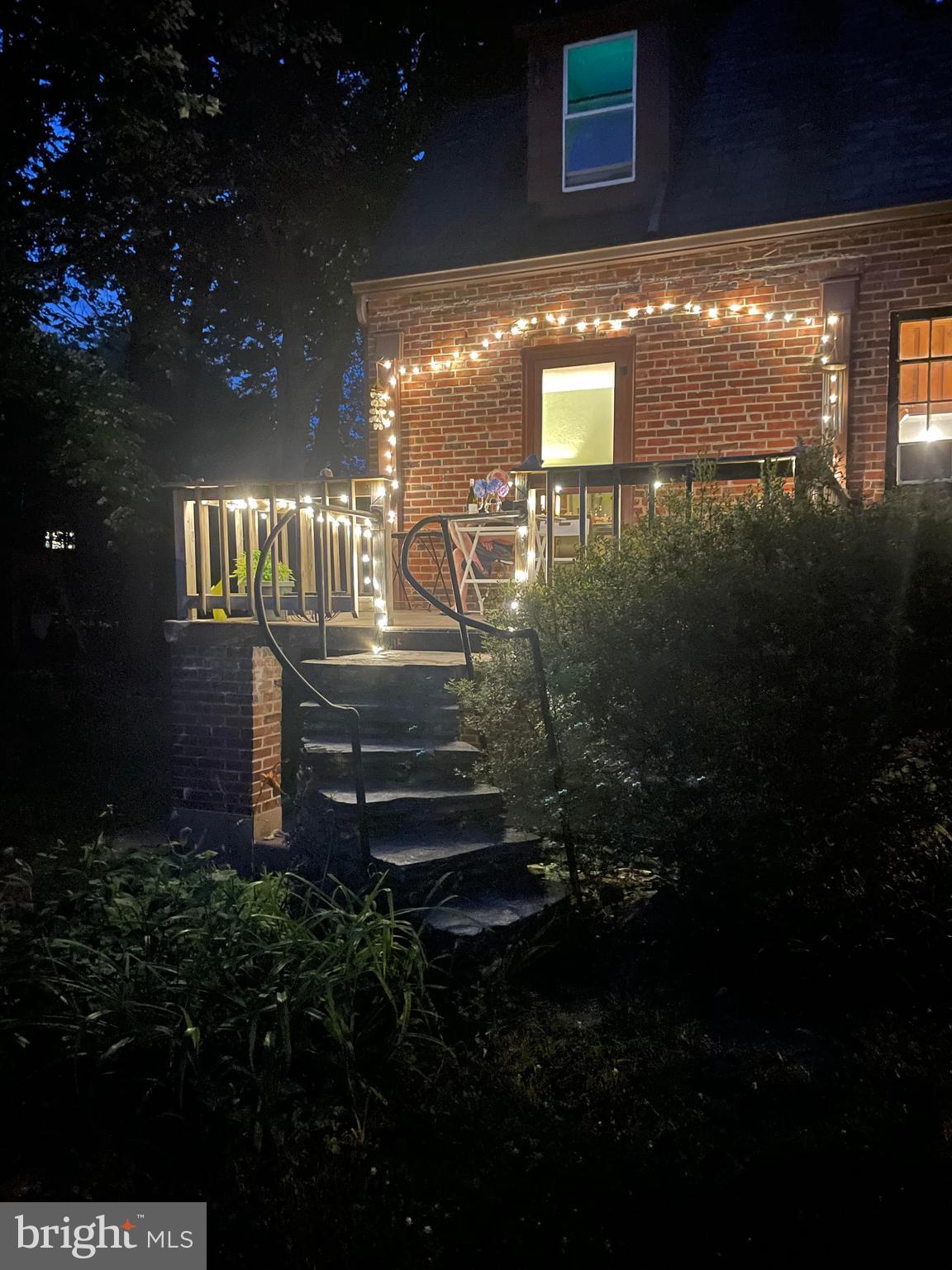 6 Midhurst Rd