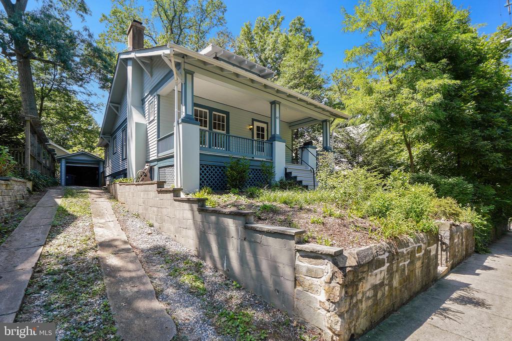 47 Philadelphia Ave