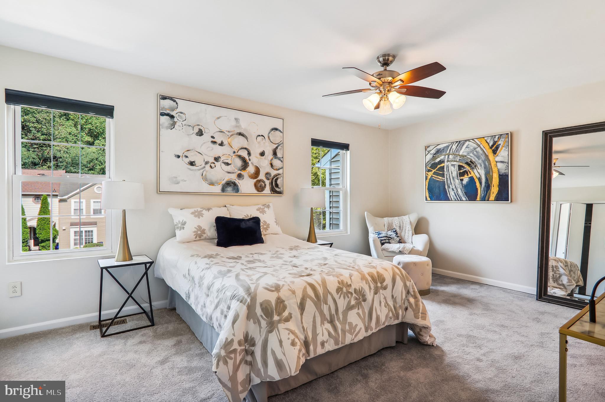 12107 Ravenwood Ct