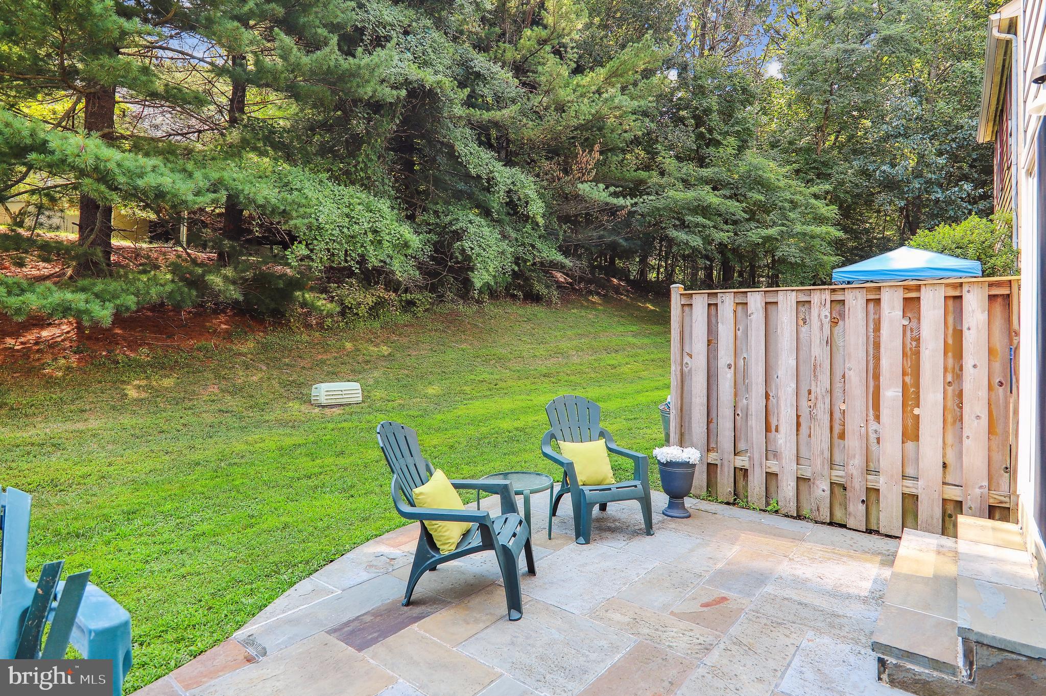 12107 Ravenwood Ct
