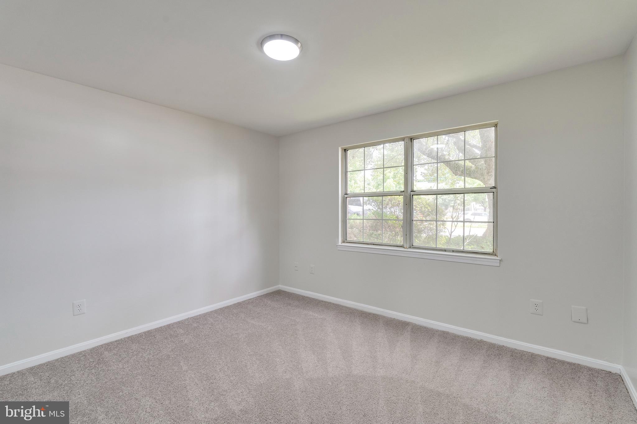6 Normandy Square Ct #2cb