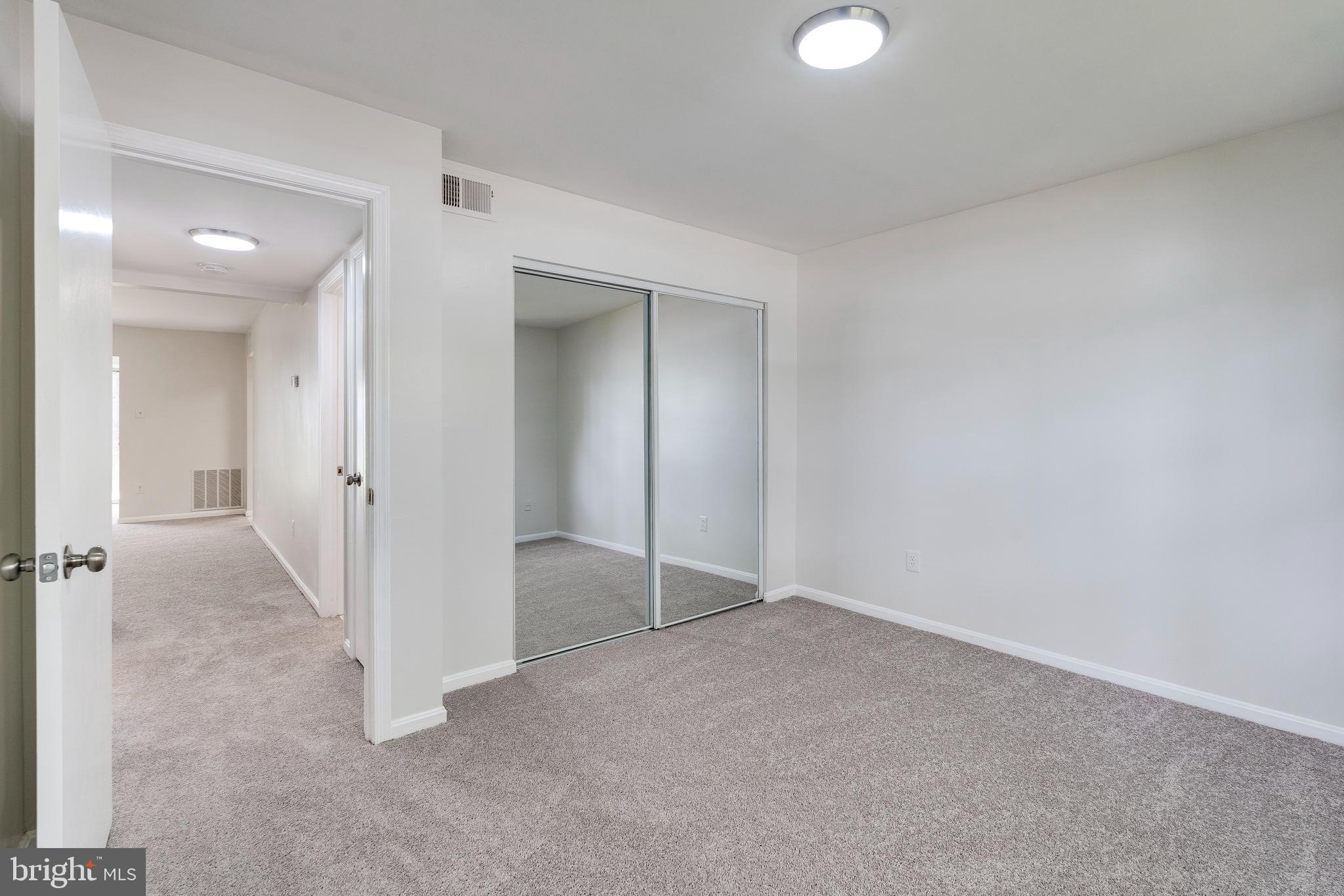 6 Normandy Square Ct #2cb