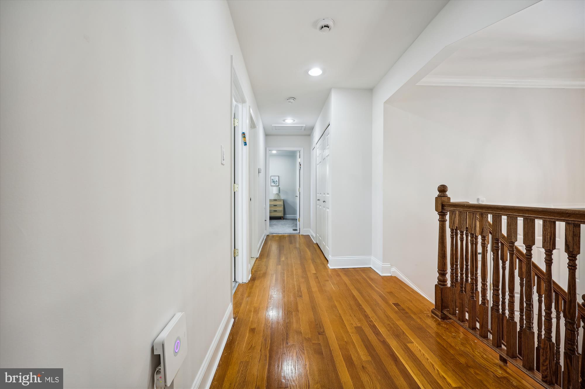 800 Hillsboro Dr
