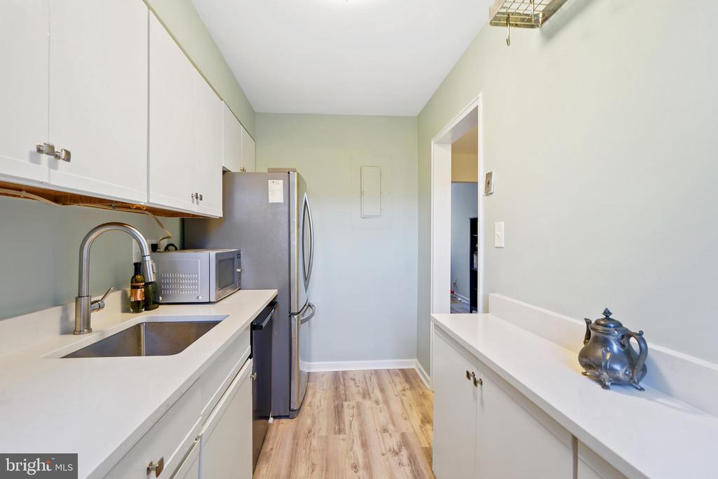 2310 Colston Dr #2310-C