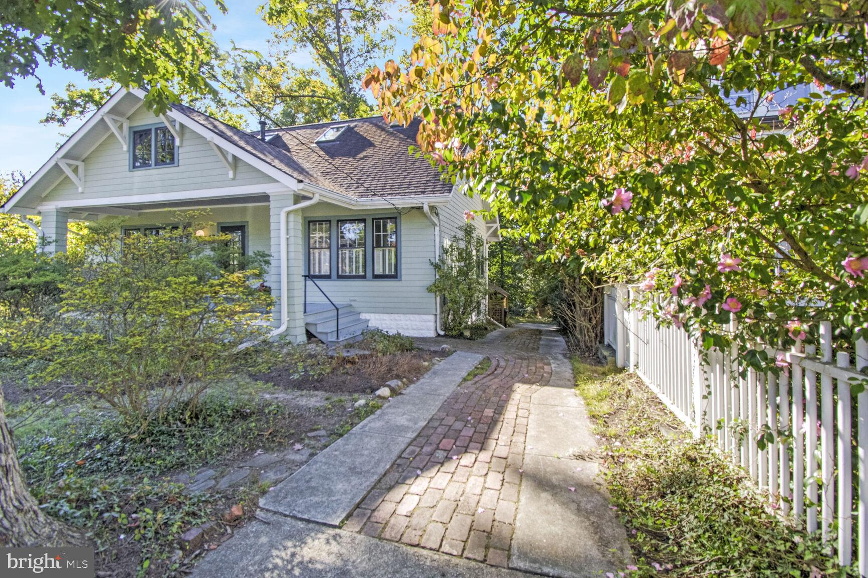 12 Cleveland Ave