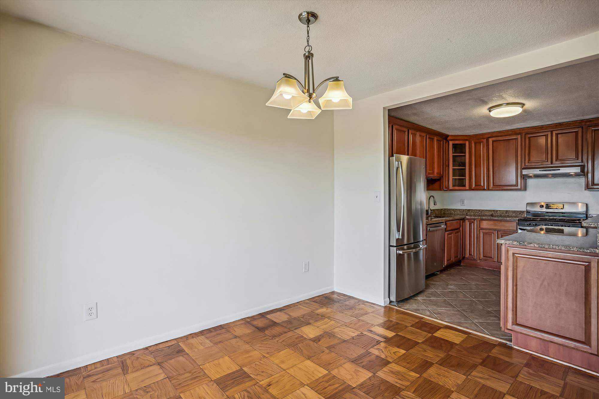 1121 University Blvd W #804-B